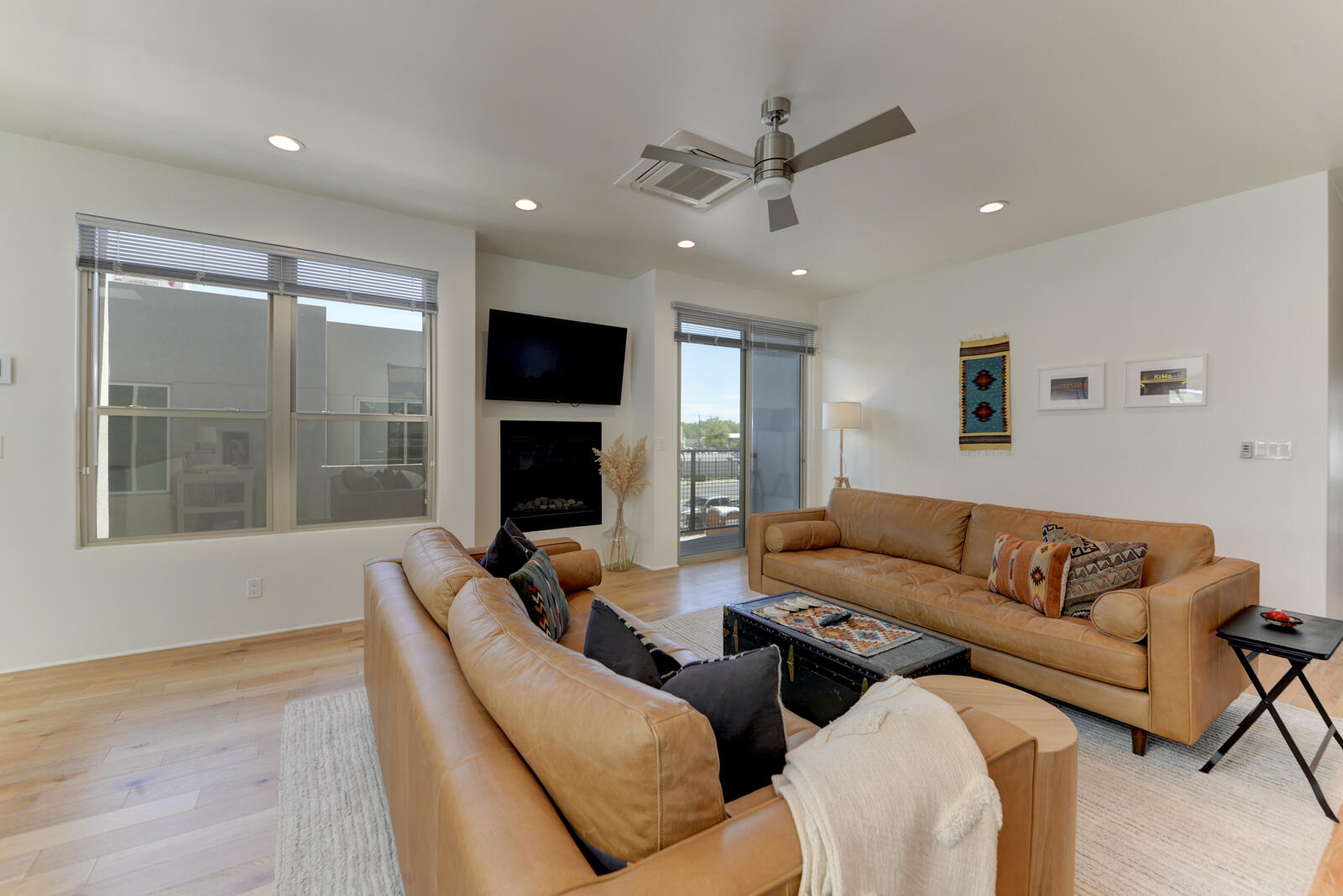 Photo 9 — 1508 San Patricio Avenue SW