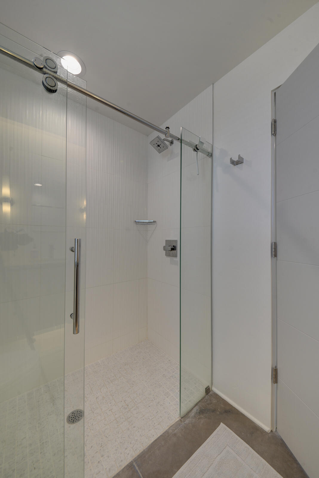 Photo 15 — 1508 San Patricio Avenue SW