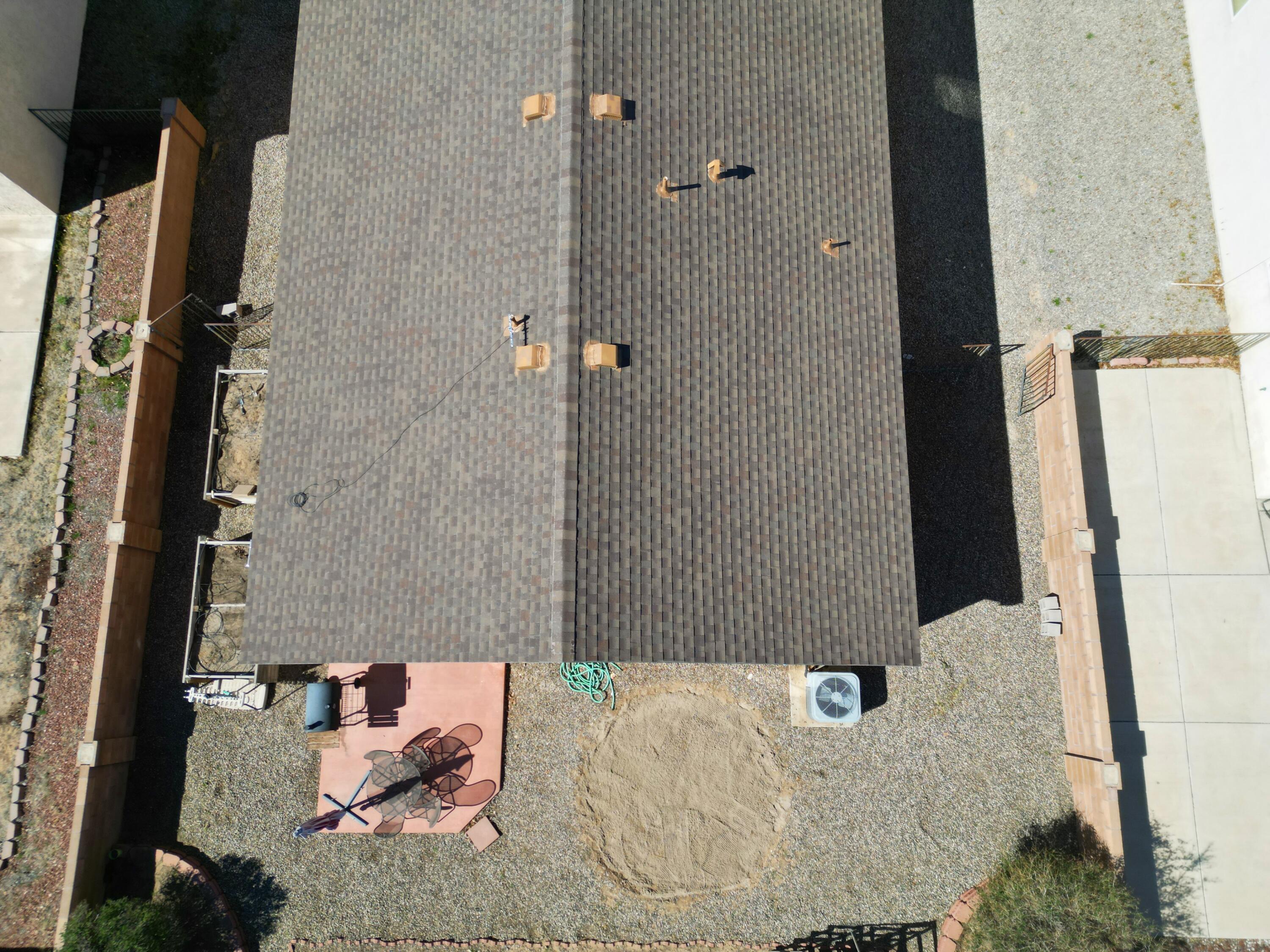 Photo 6 — 2916 MCKINNON Way SW