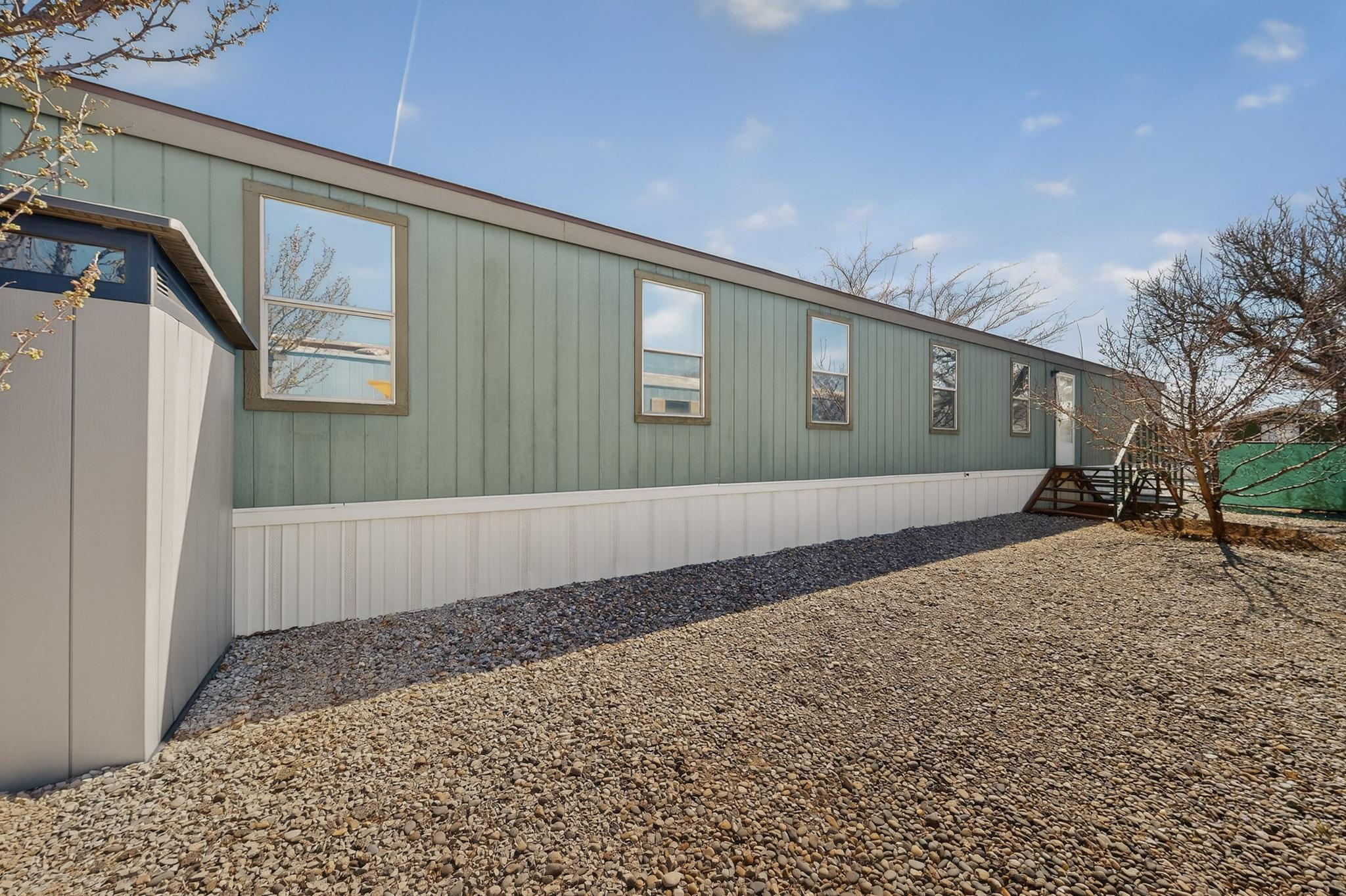 Photo 11 — 9509 Botts Street SE