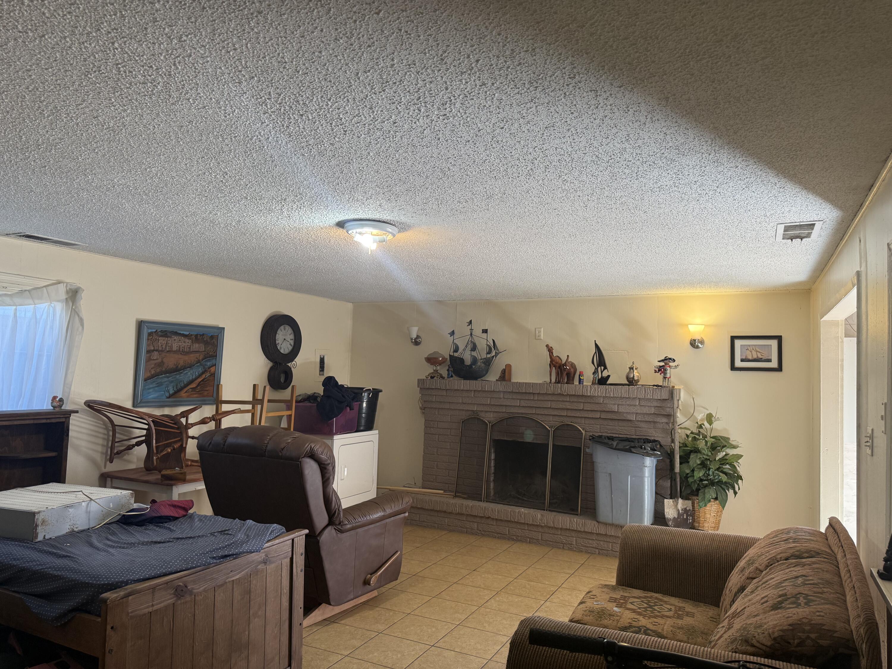 Photo 14 — 1907 Isleta Boulevard SW UNIT 7