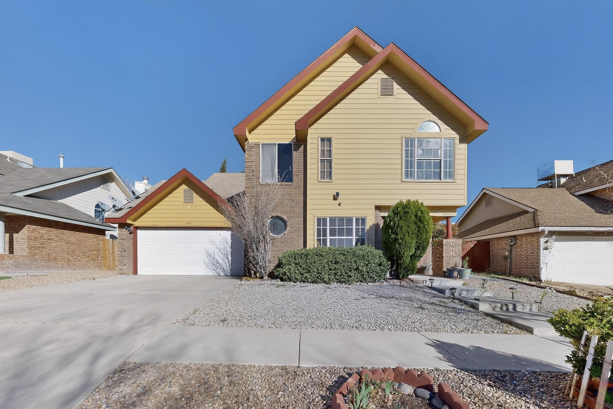 Photo 3 — 7824 Snowberry Street NW