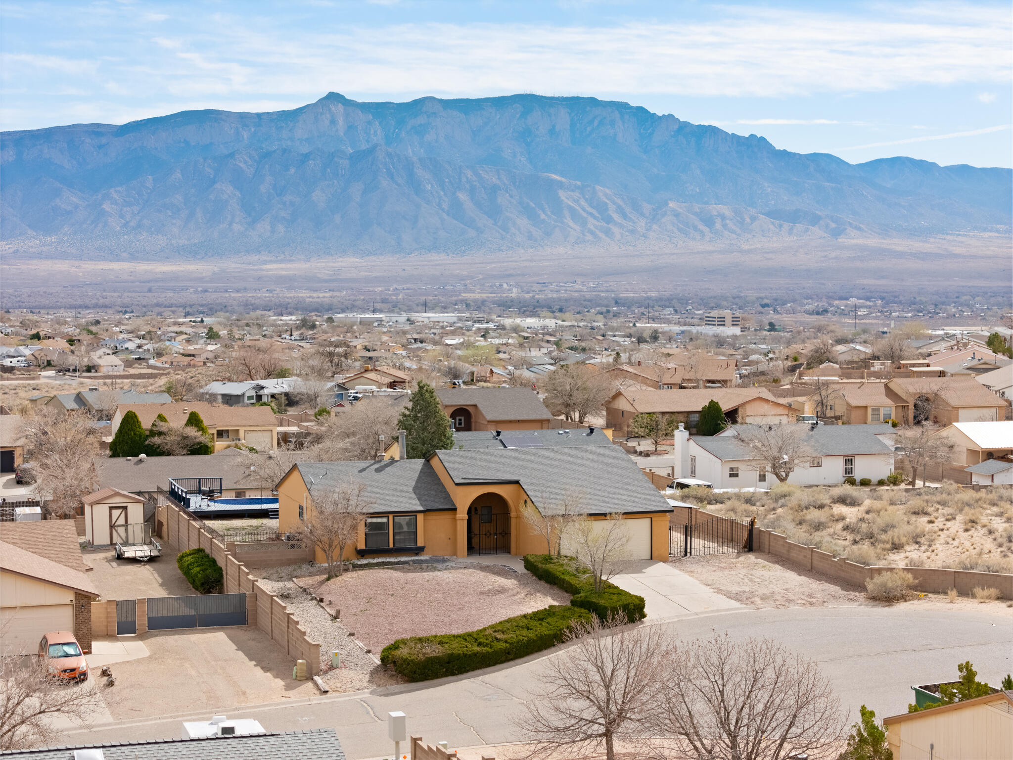Photo 6 — 908 Riva Court NE