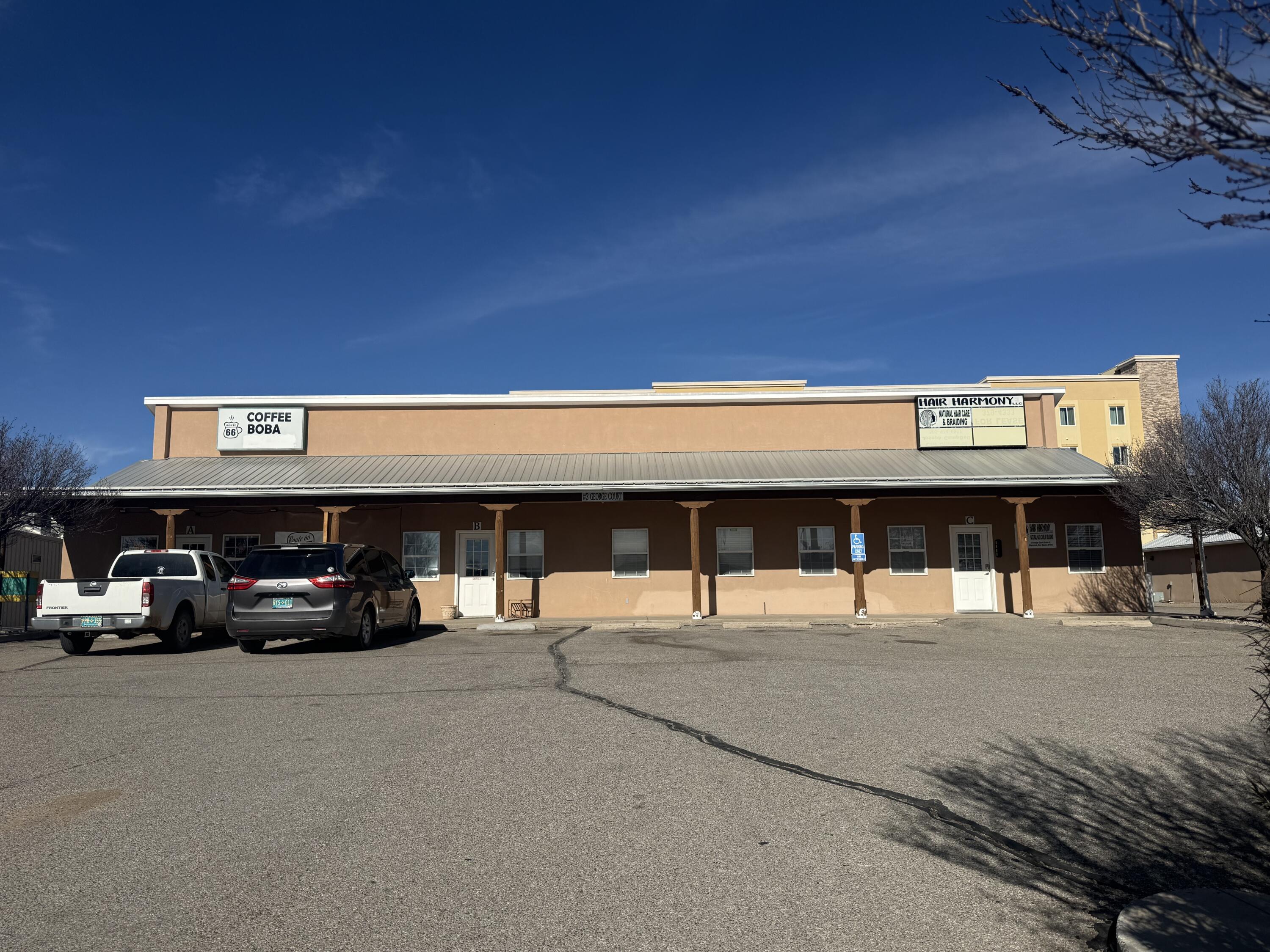 3 George Court, Edgewood, NM 87015