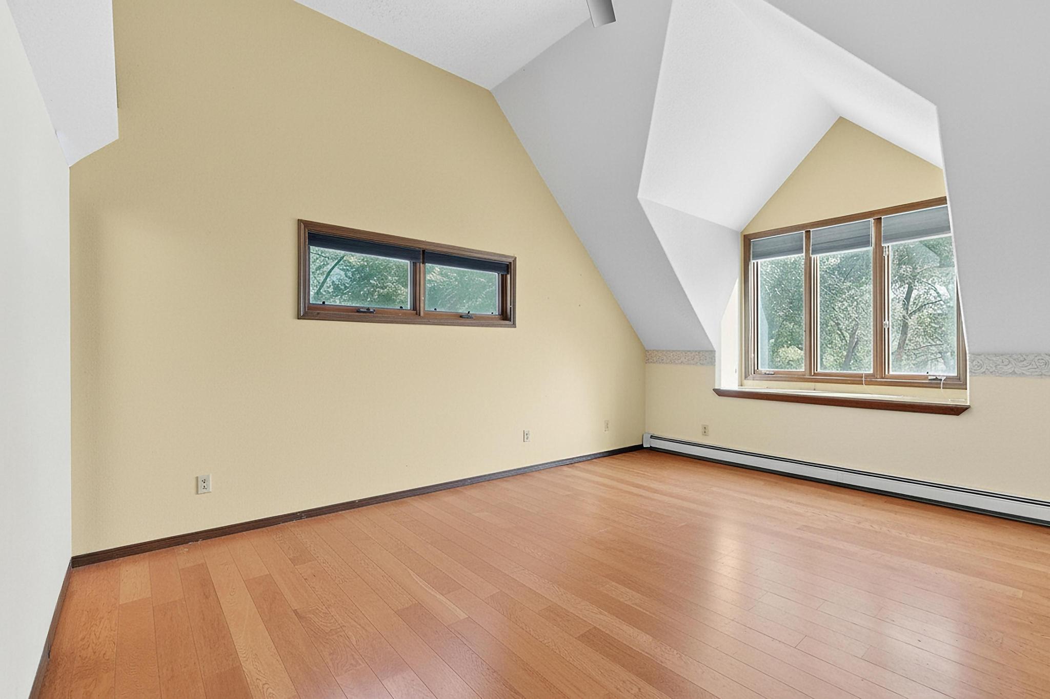 Photo 13 — 160 Andrews Lane