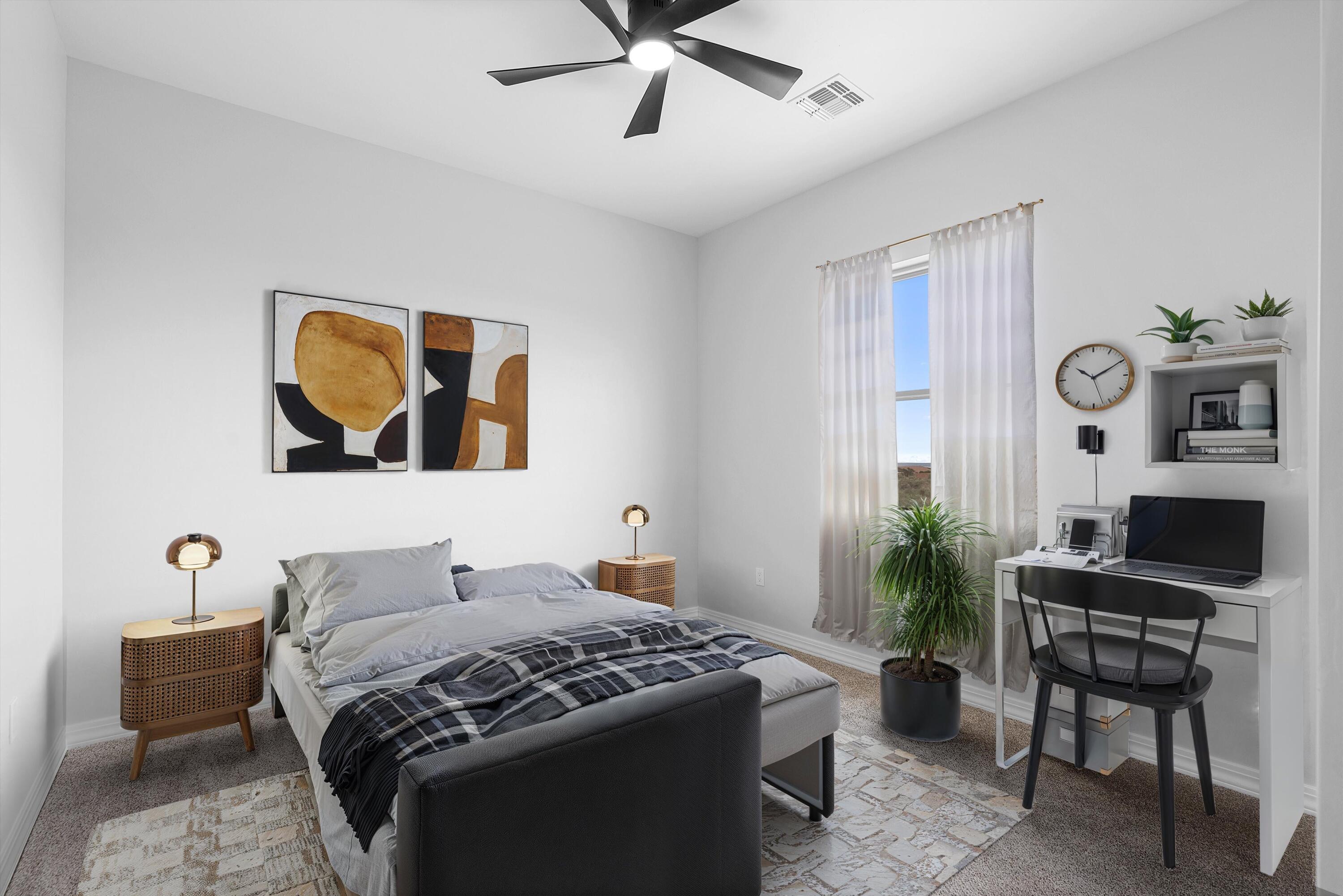 Photo 7 — 512 2nd Street NE