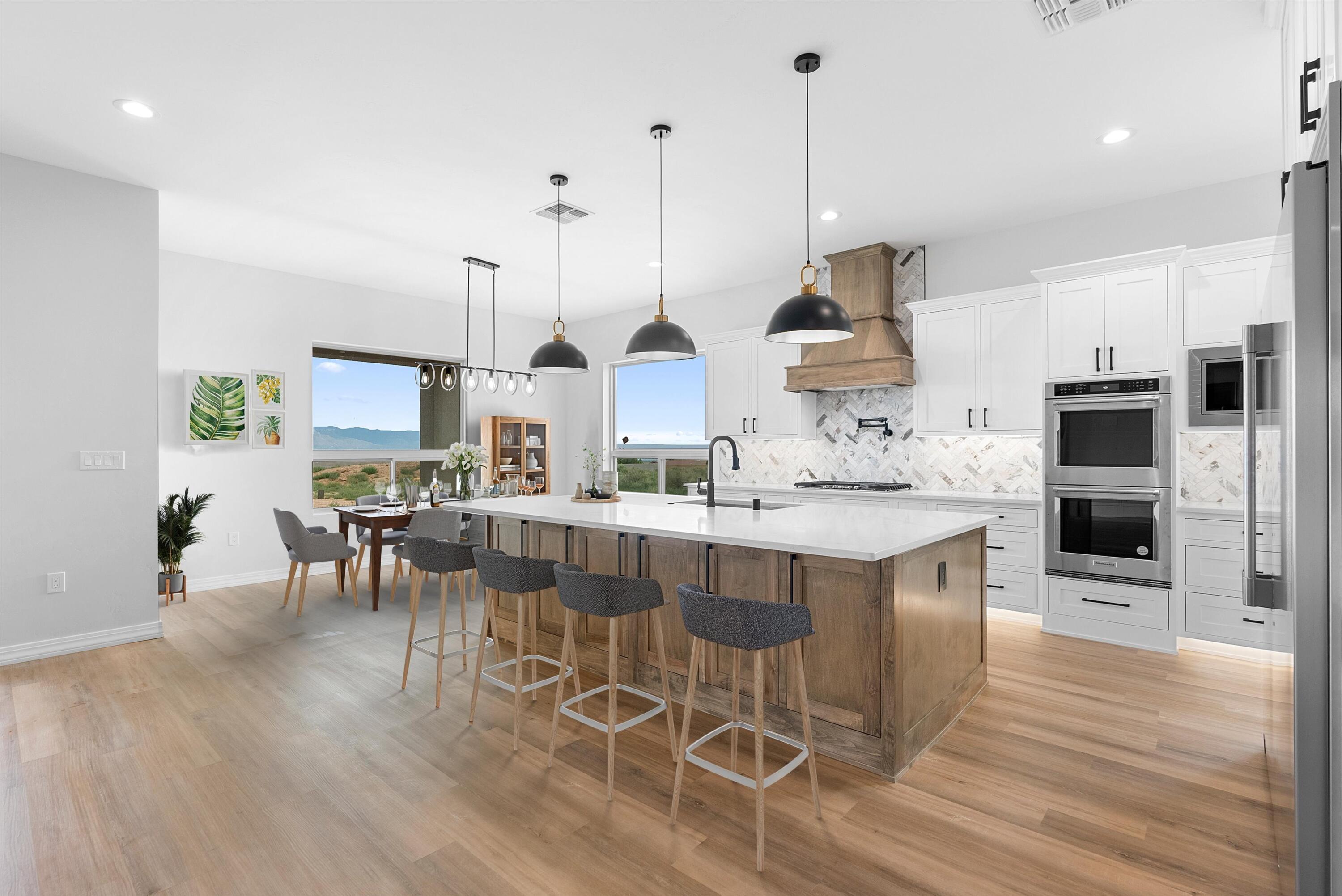 Photo 16 — 512 2nd Street NE