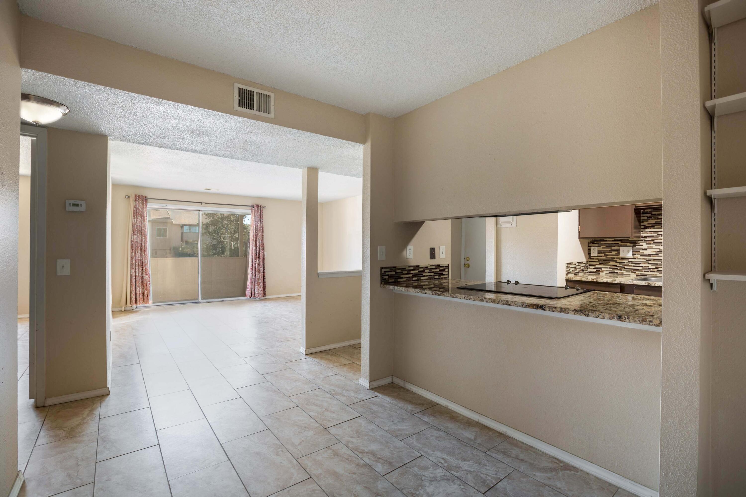 Photo 11 — 3835 Montgomery Boulevard NE APT 628