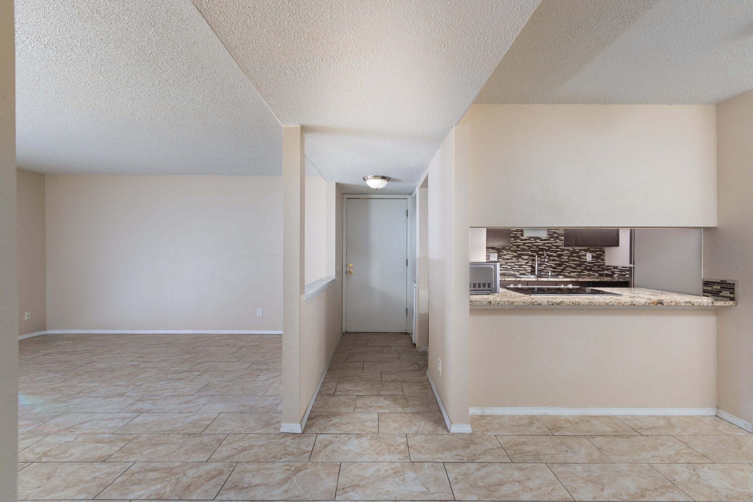 Photo 15 — 3835 Montgomery Boulevard NE APT 628