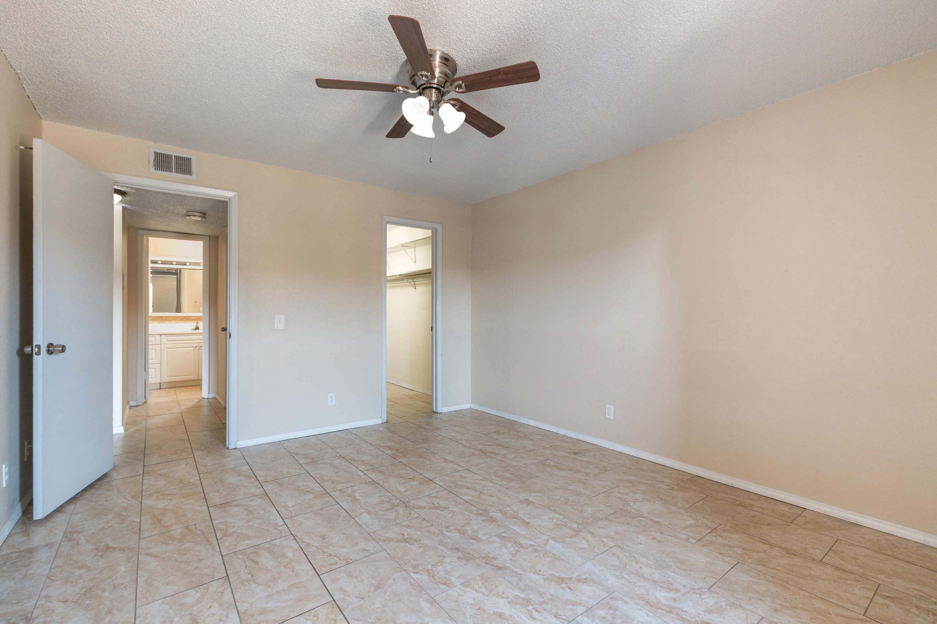 Photo 17 — 3835 Montgomery Boulevard NE APT 628