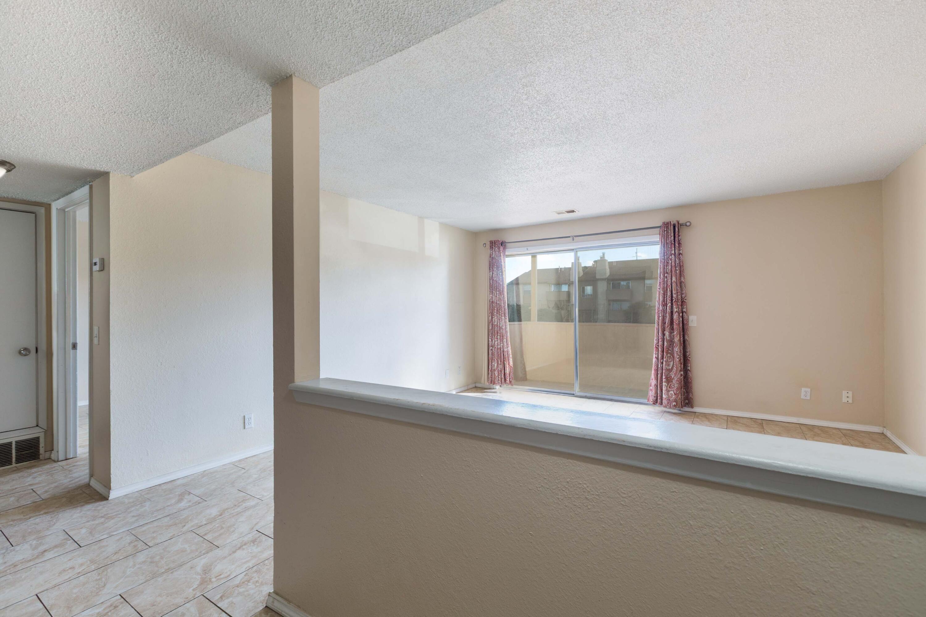 Photo 4 — 3835 Montgomery Boulevard NE APT 628
