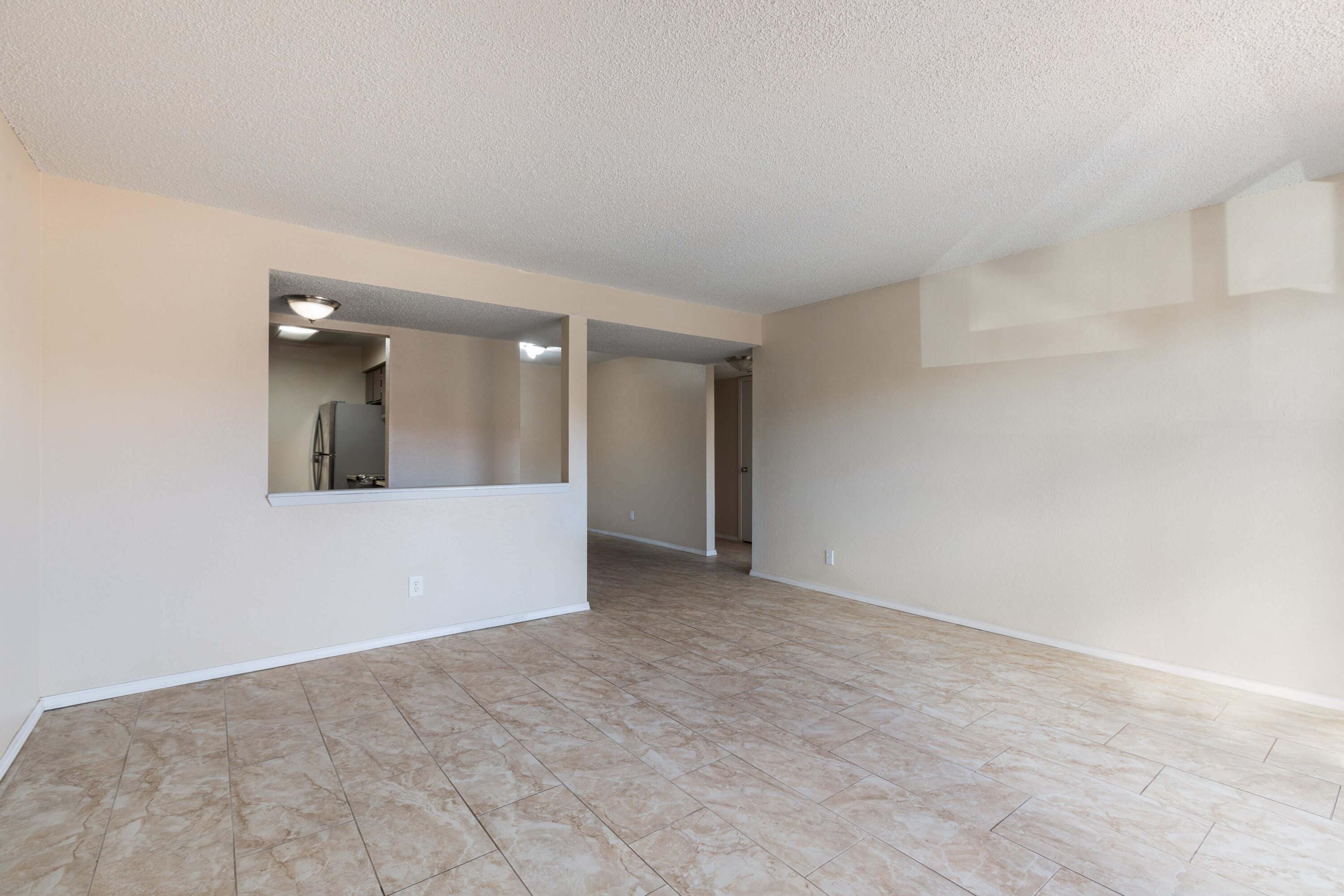 Photo 7 — 3835 Montgomery Boulevard NE APT 628