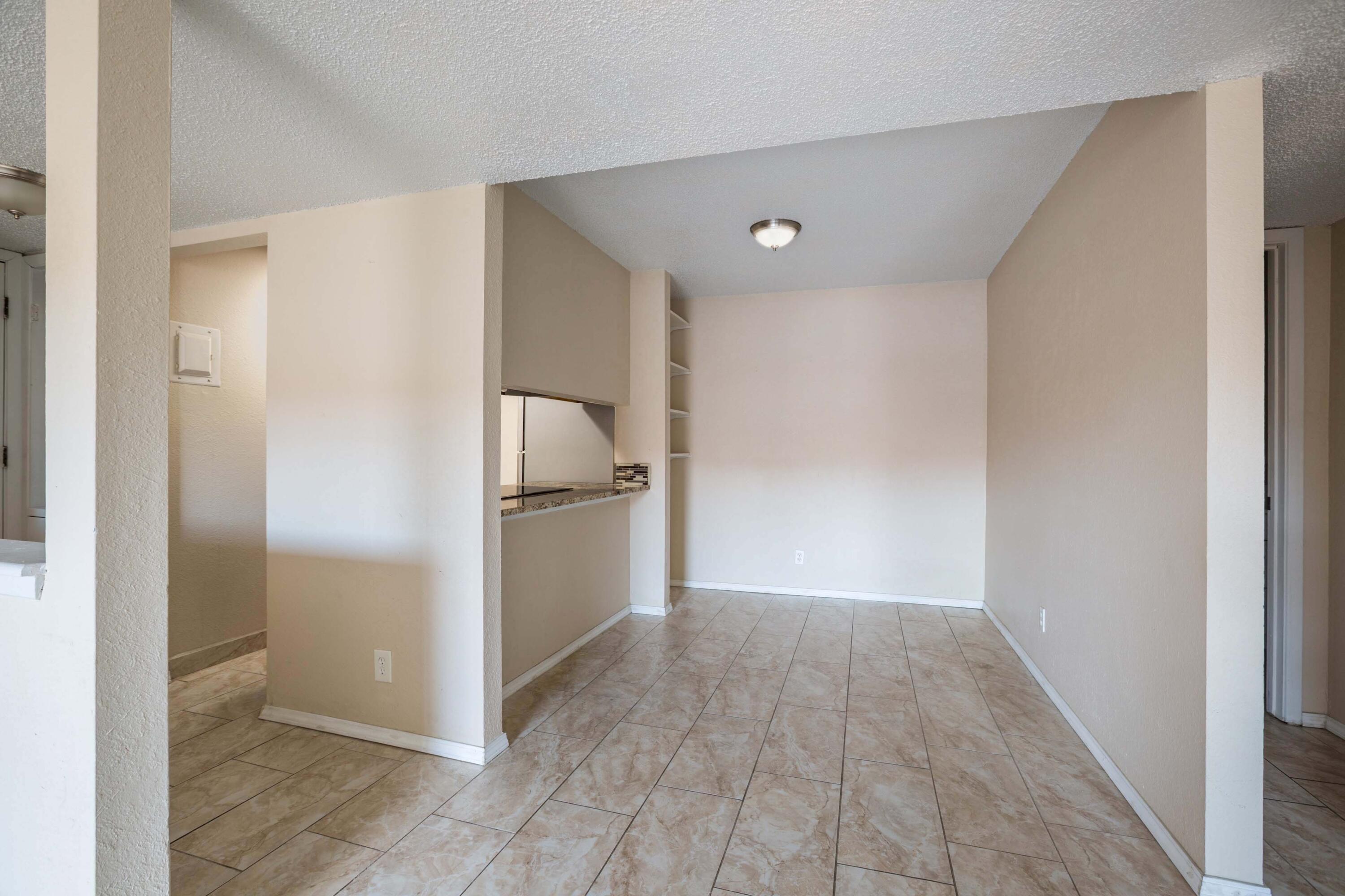 Photo 9 — 3835 Montgomery Boulevard NE APT 628