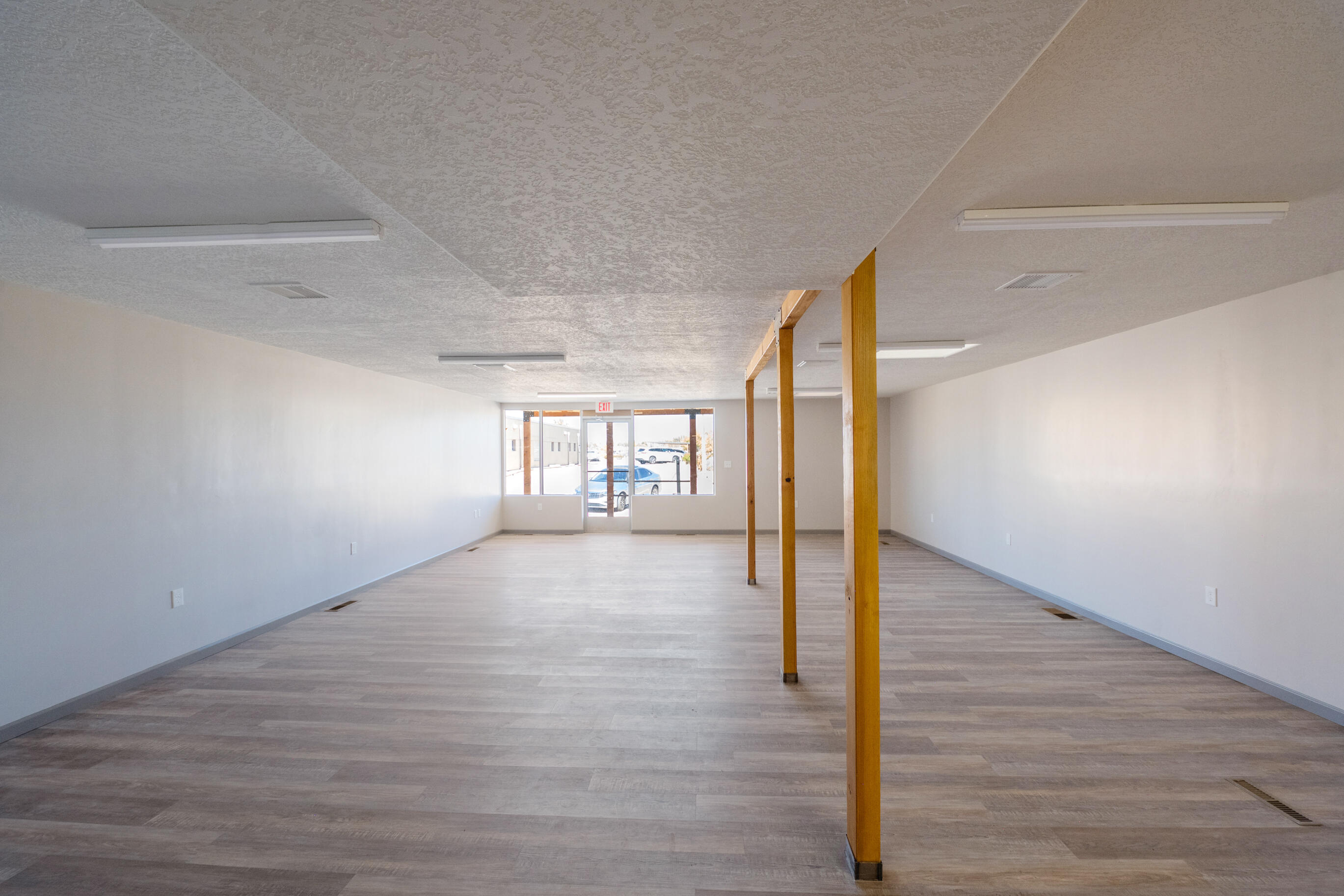 Photo 16 — 851 W Castillo Avenue