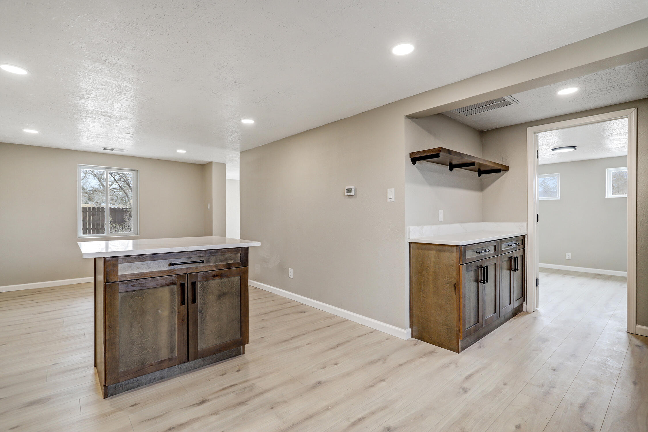 Photo 3 — 1008 Paz Del Valle Court NW