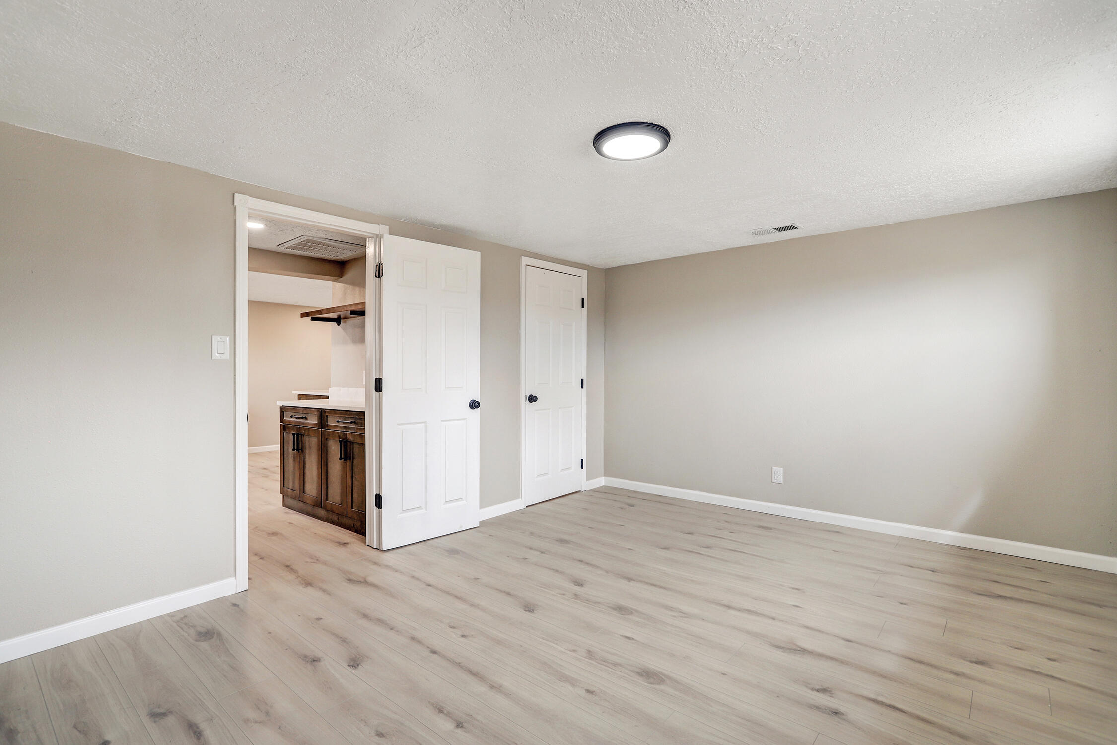 Photo 4 — 1008 Paz Del Valle Court NW