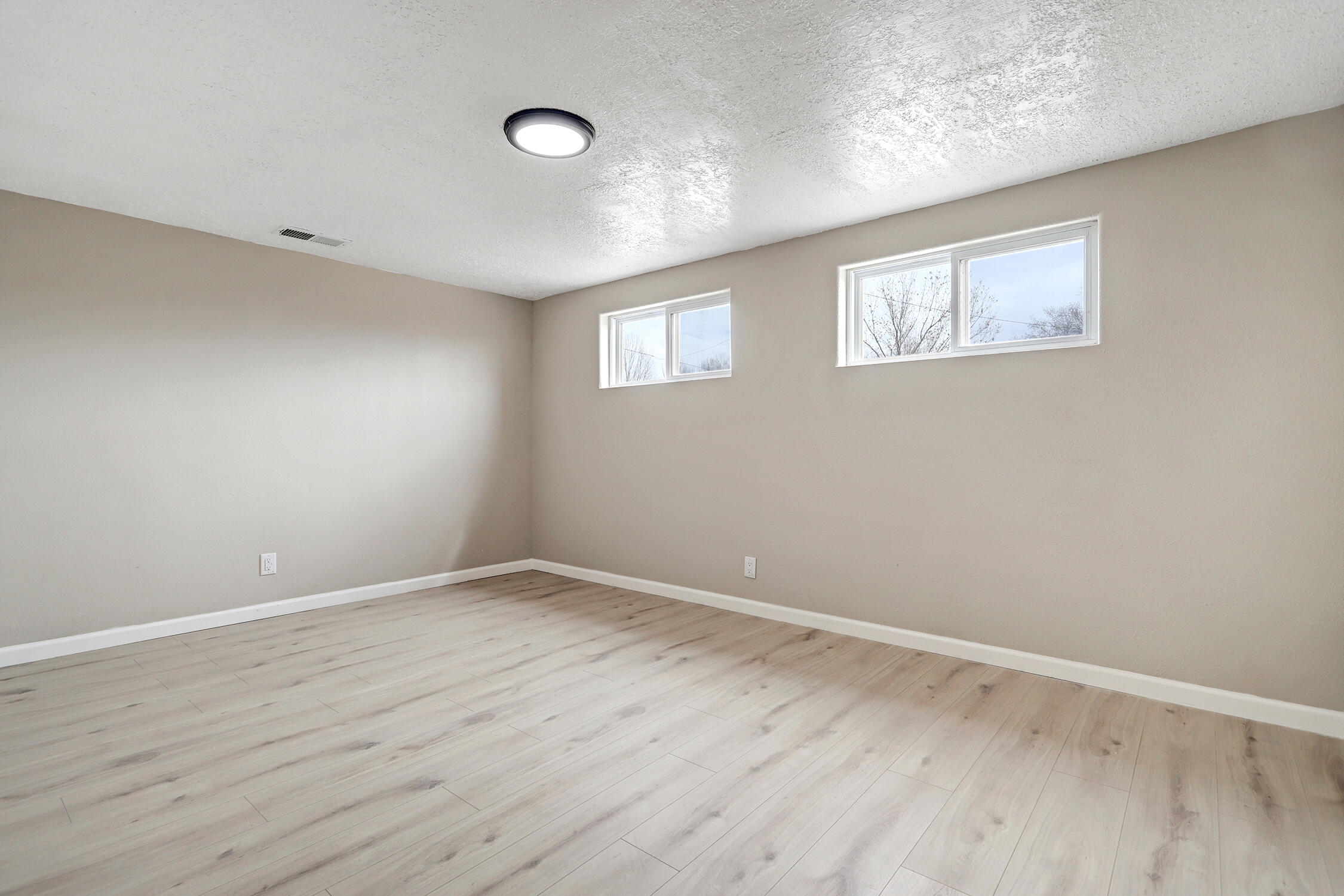 Photo 5 — 1008 Paz Del Valle Court NW
