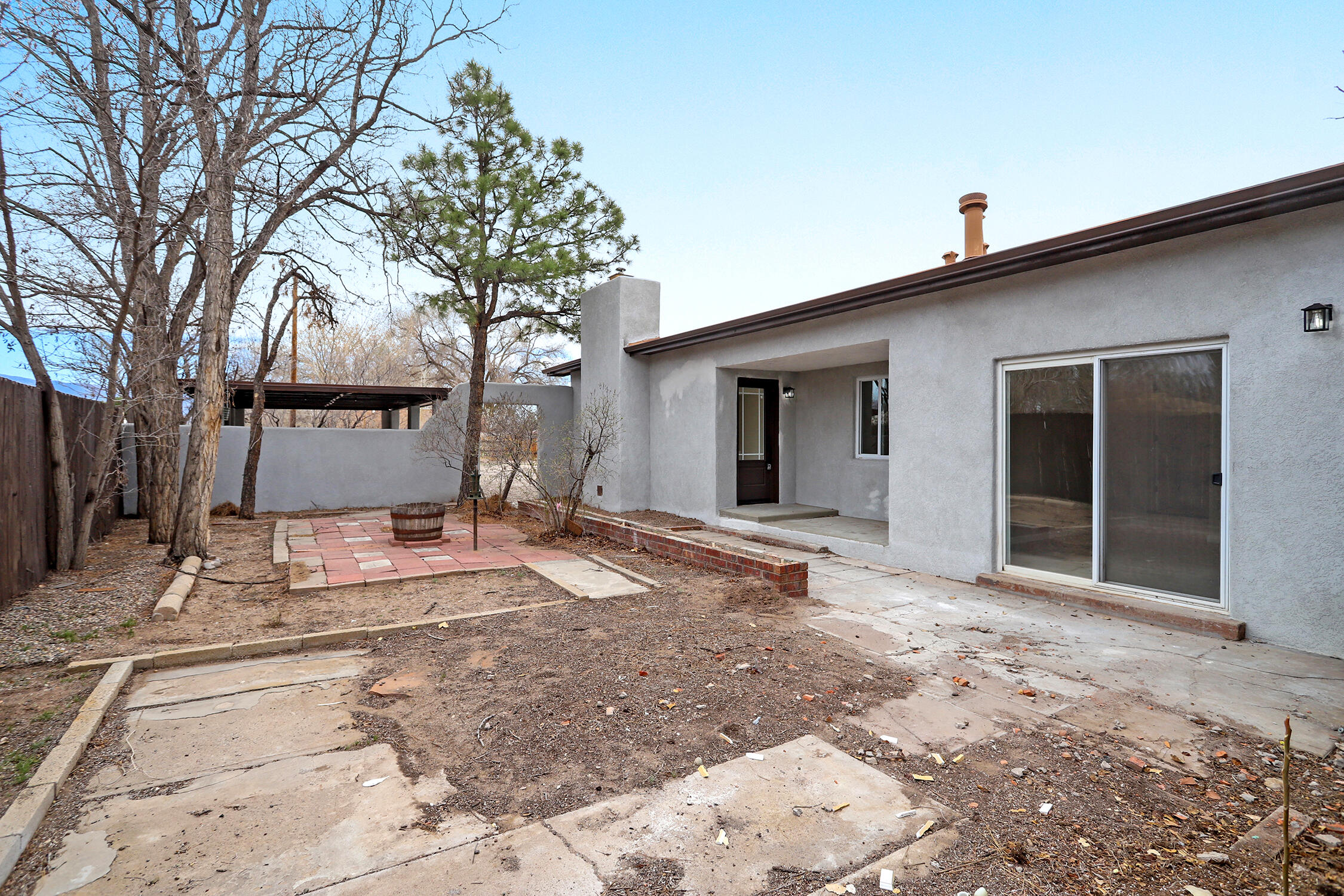 Photo 12 — 1008 Paz Del Valle Court NW