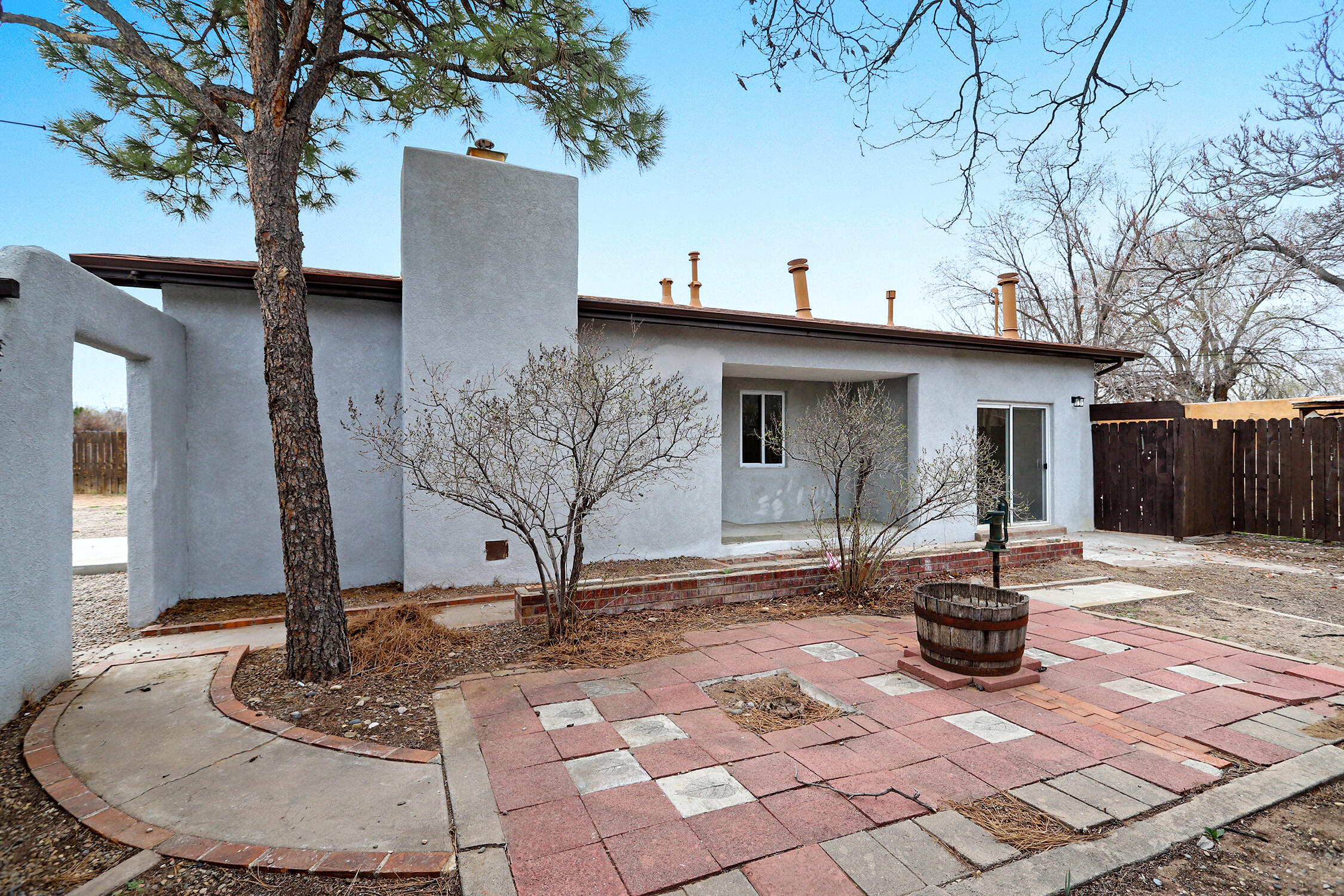 Photo 20 — 1008 Paz Del Valle Court NW