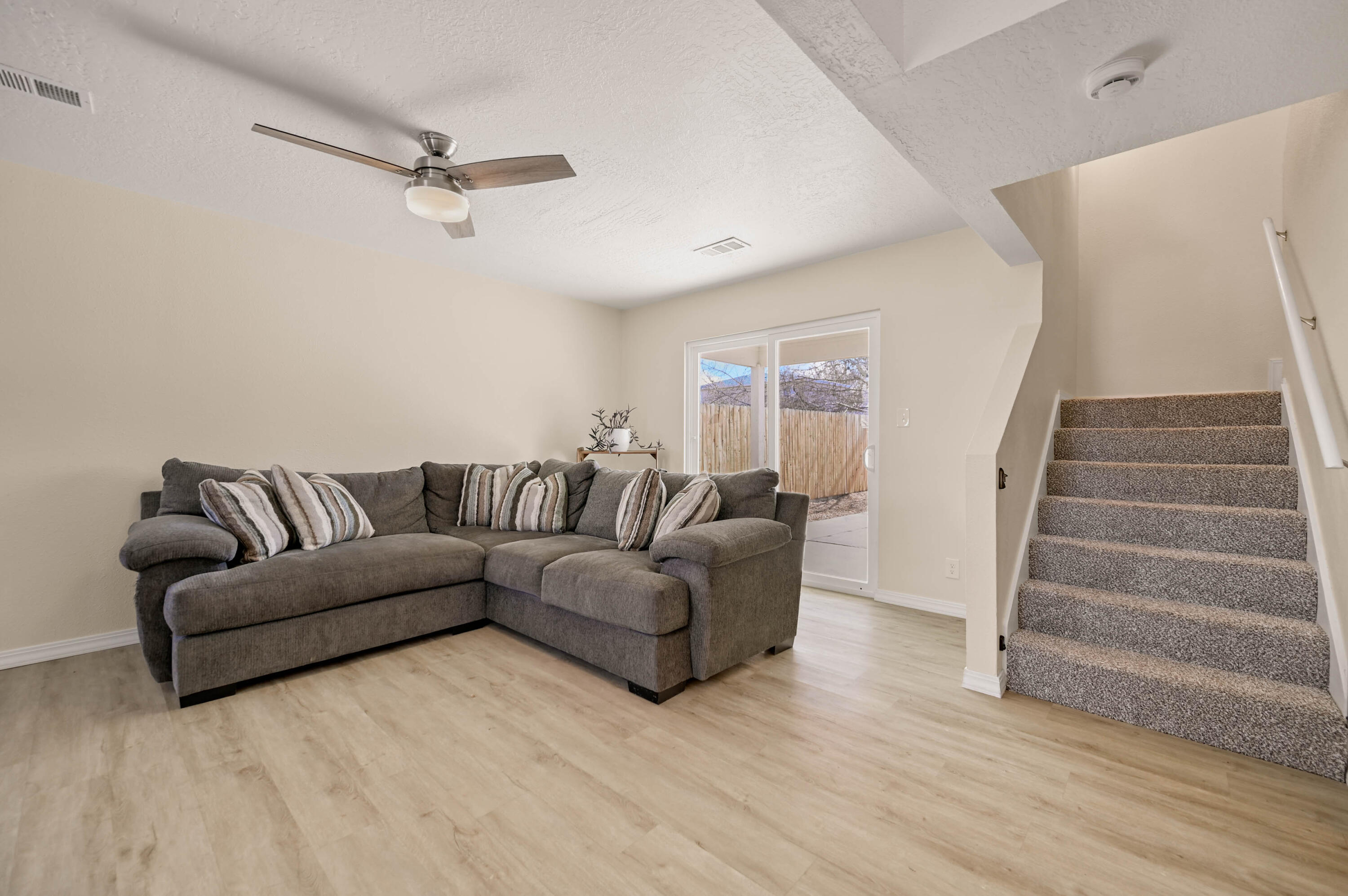 Photo 2 — 1304 Elkslip Drive NE