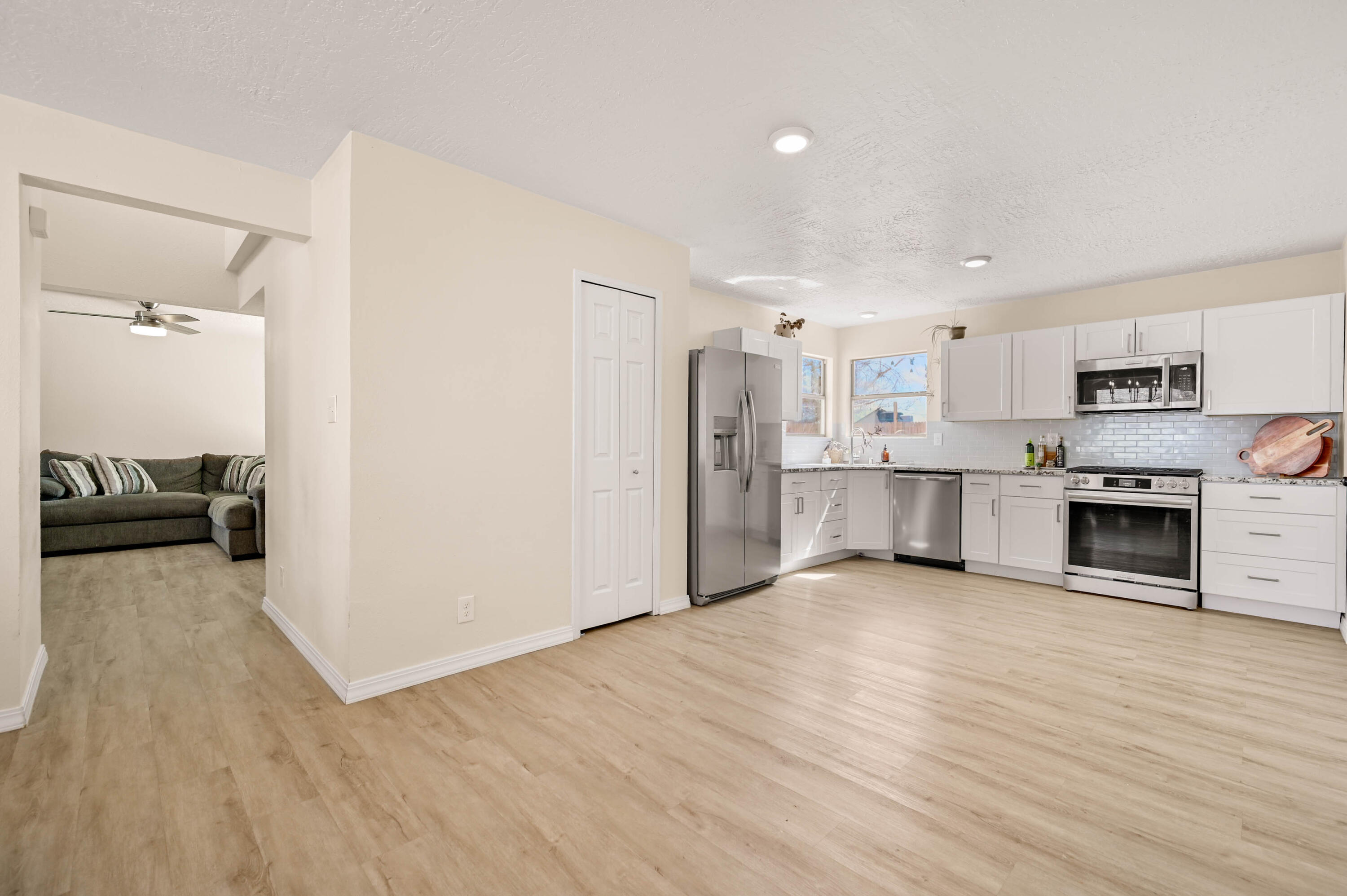 Photo 14 — 1304 Elkslip Drive NE