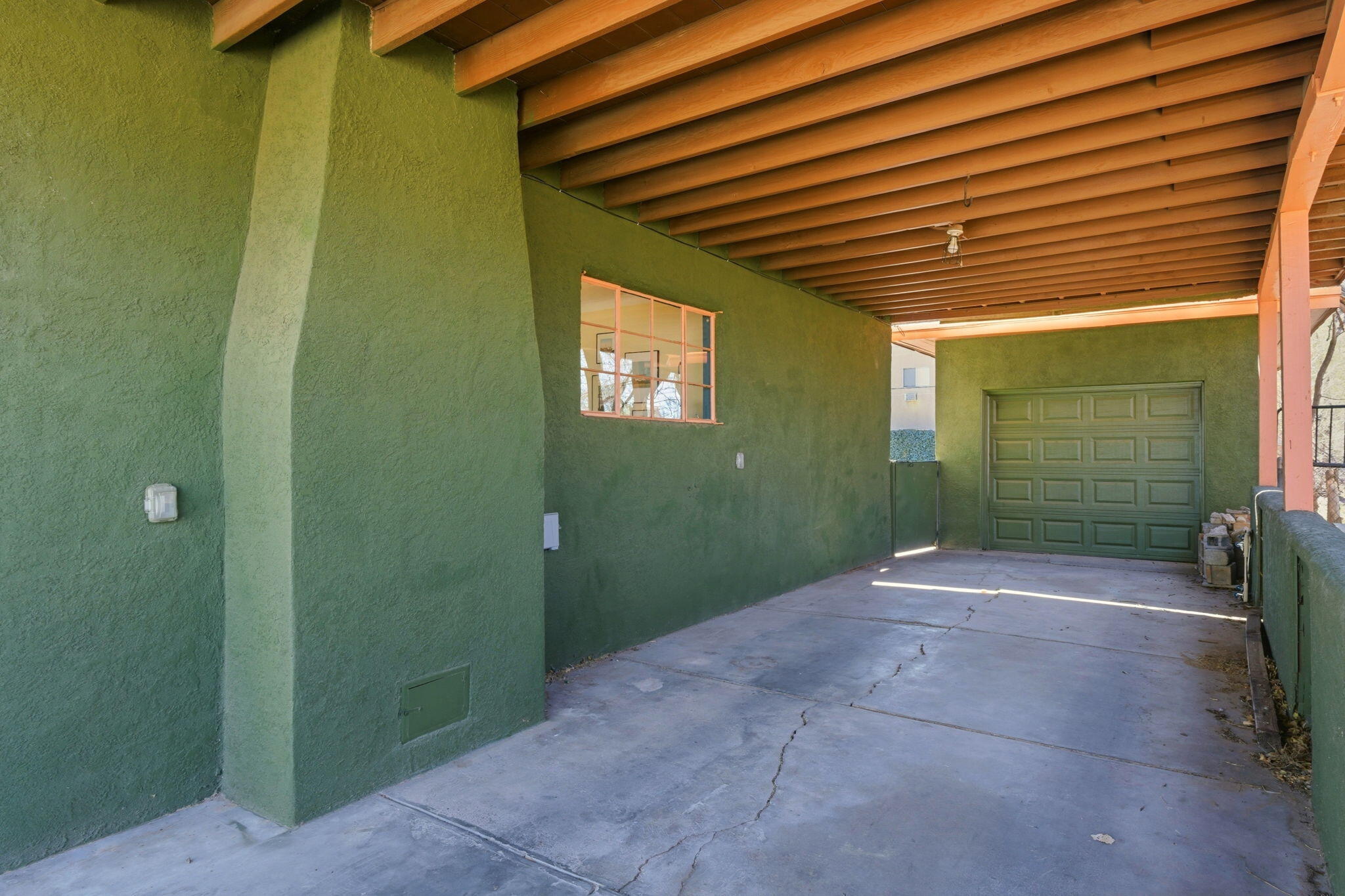 Photo 2 — 3428 Anderson Avenue SE