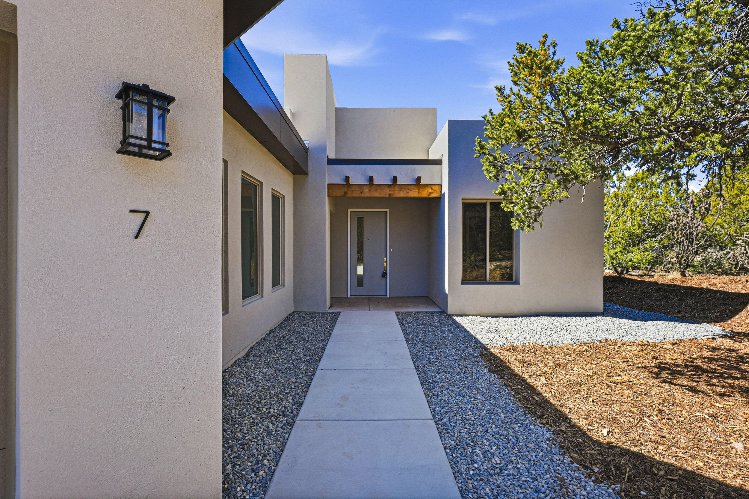 7 Pinon Ridge Road, Tijeras, NM 87059