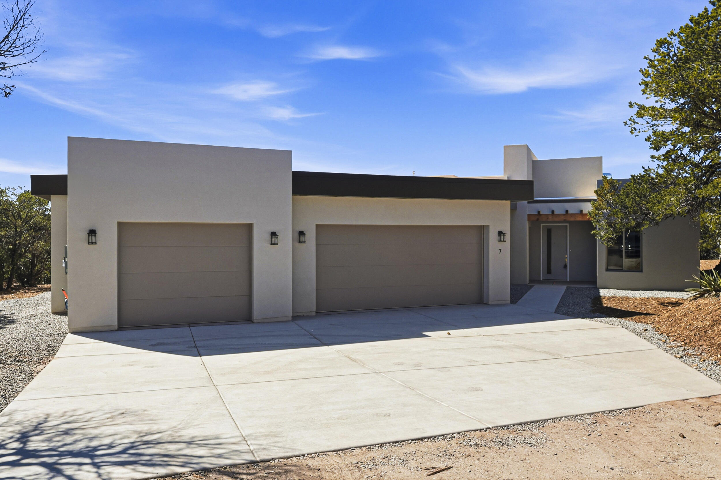 Photo 2 — 7 Pinon Ridge Road