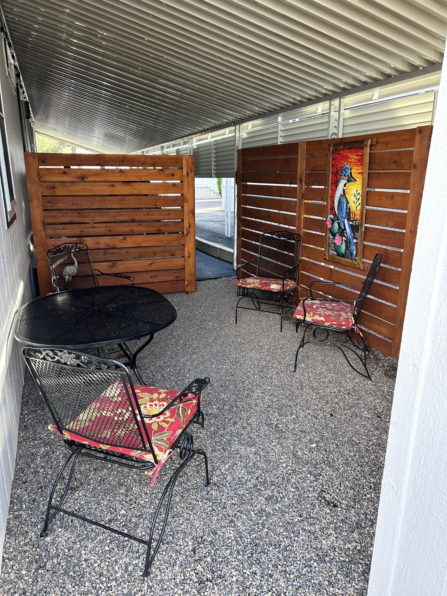 Photo 18 — 7112 Pan American East NE 161