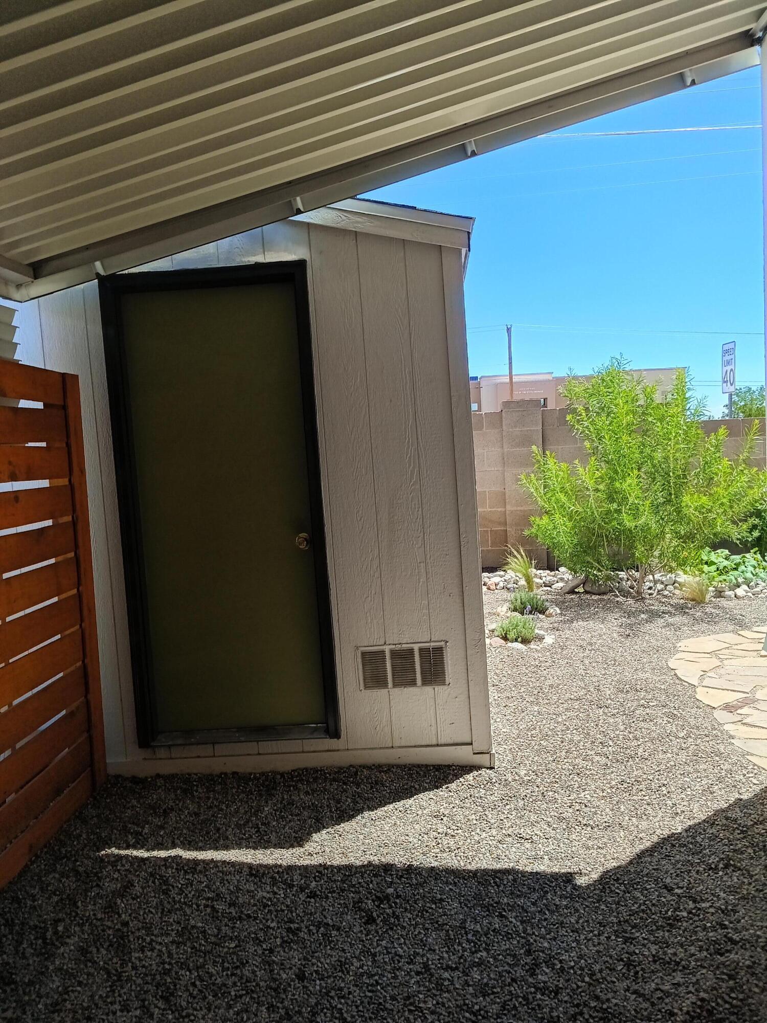 Photo 19 — 7112 Pan American East NE 161