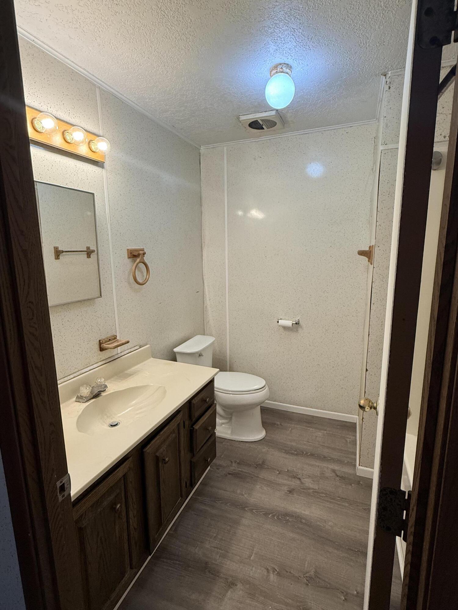 Photo 10 — 1912 Chaparral Drive