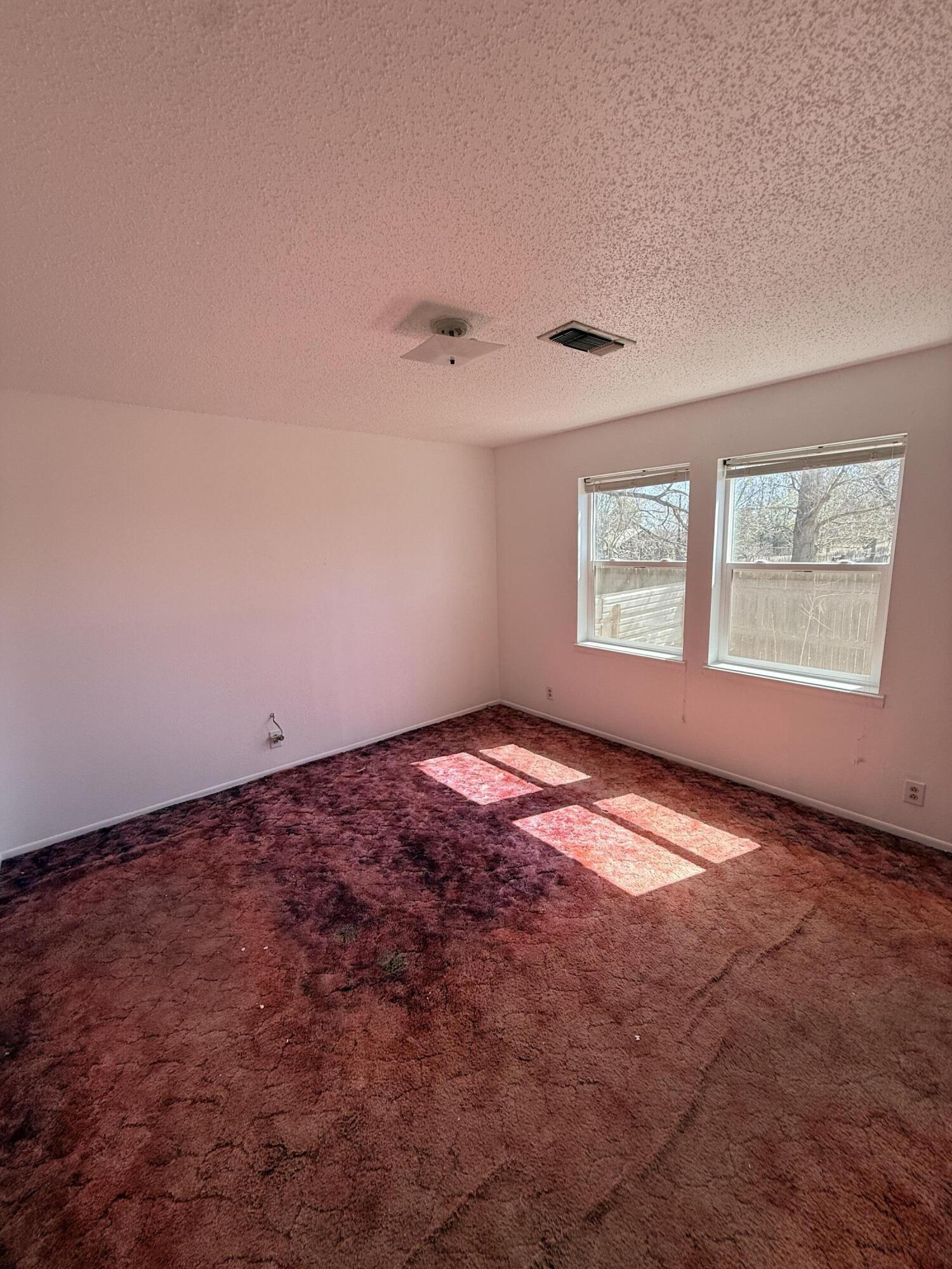 Photo 13 — 1912 Chaparral Drive
