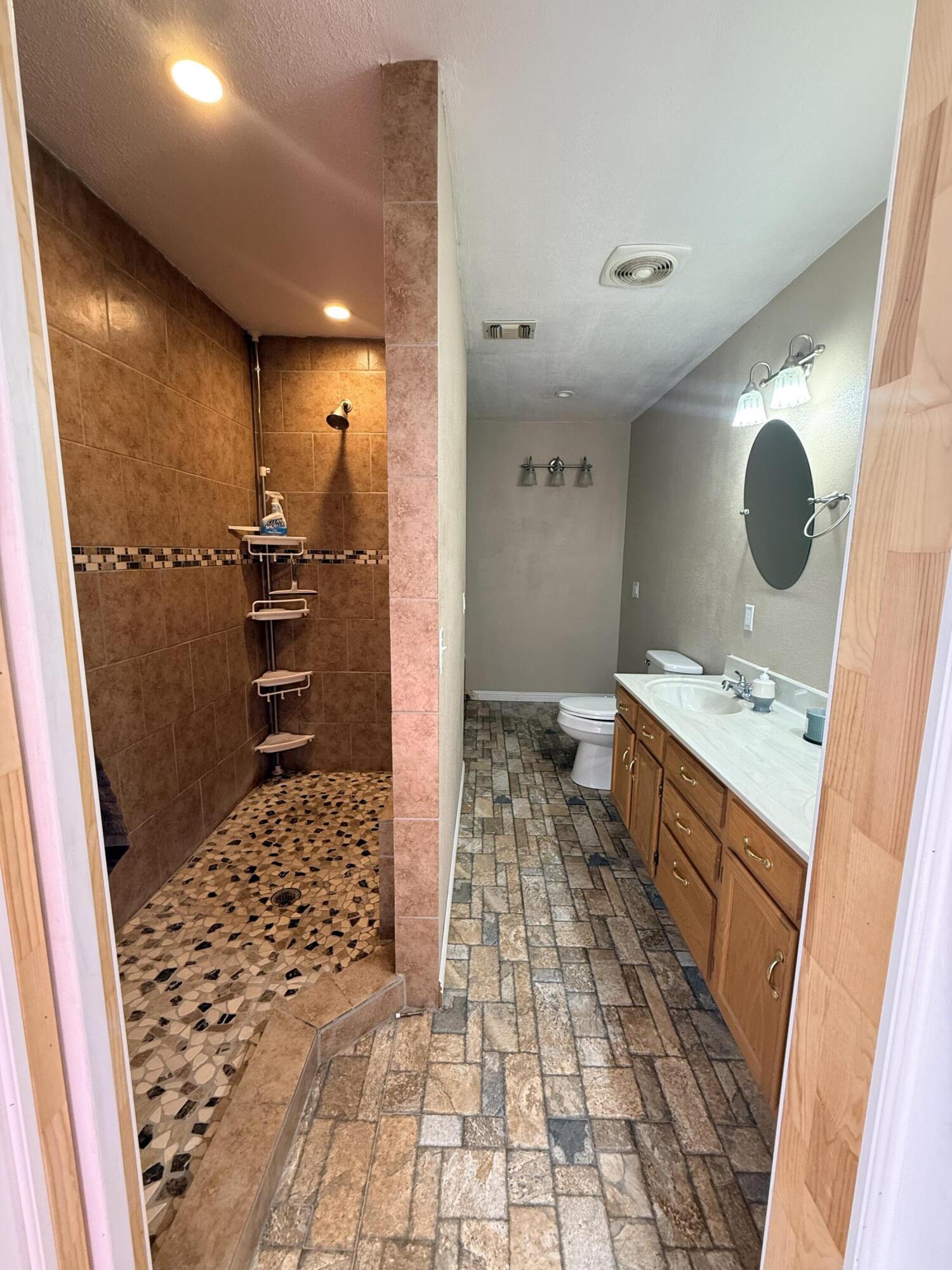 Photo 14 — 1912 Chaparral Drive