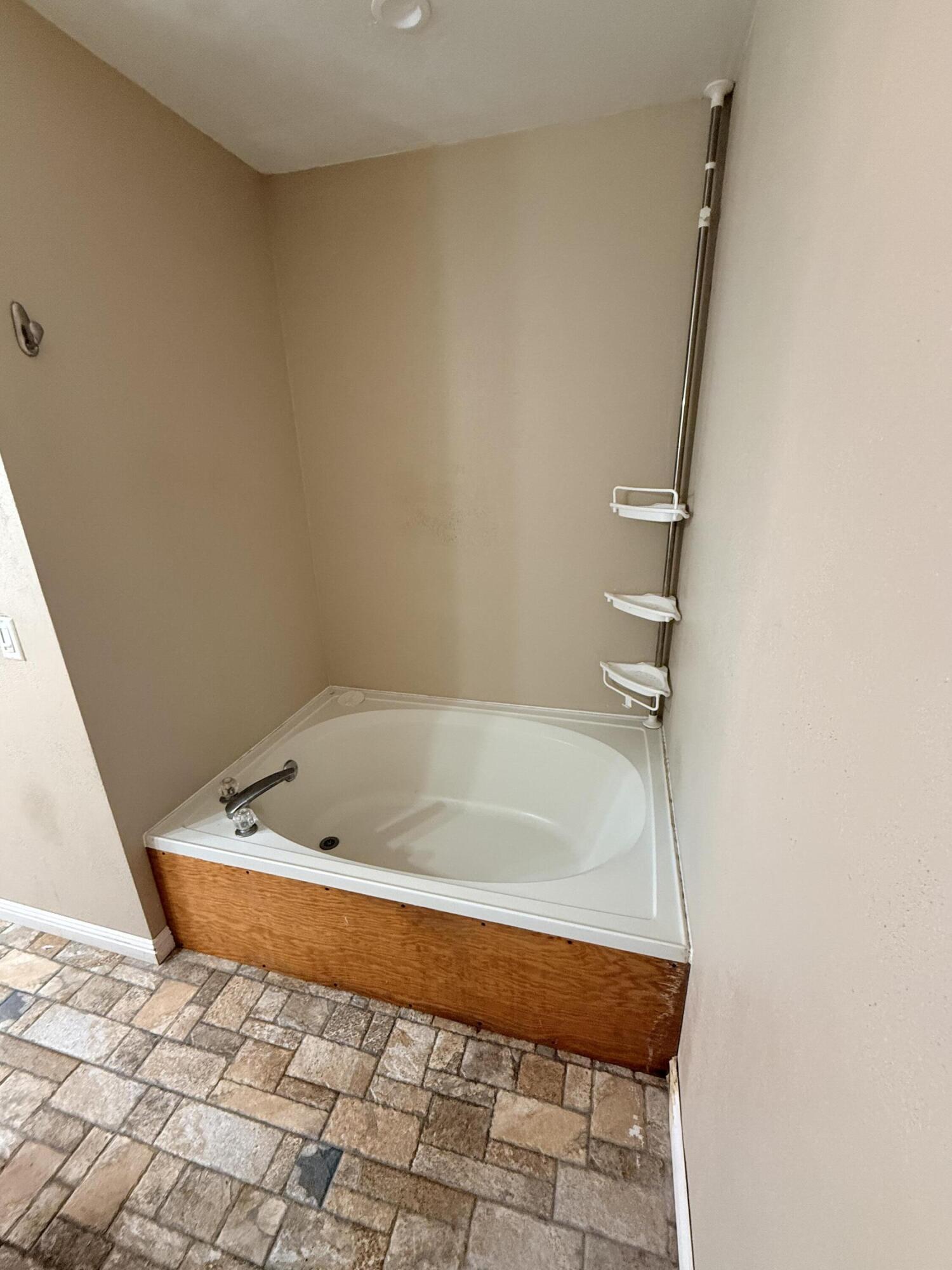 Photo 16 — 1912 Chaparral Drive