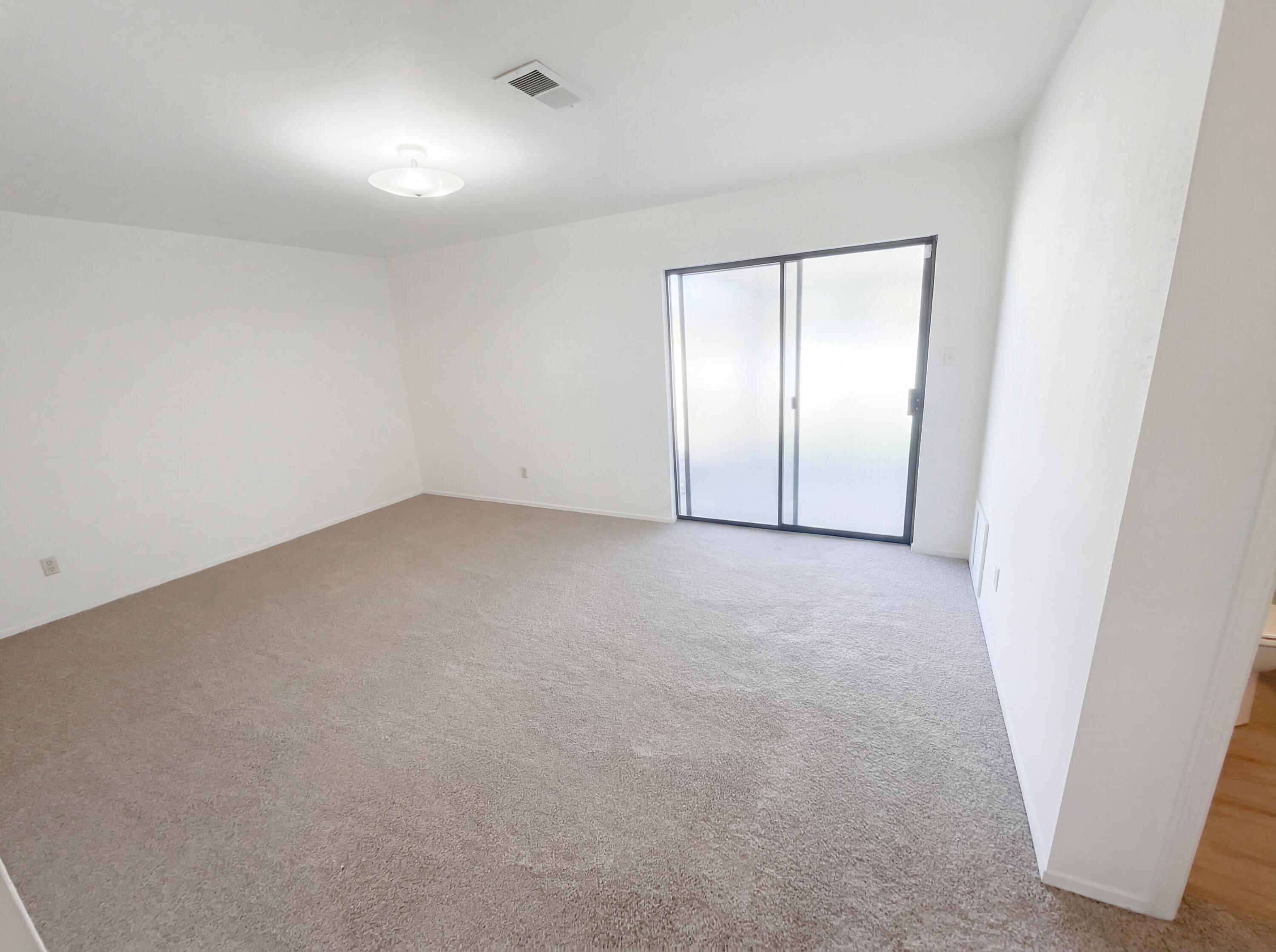 Photo 6 — 1229 Kirby Street NE