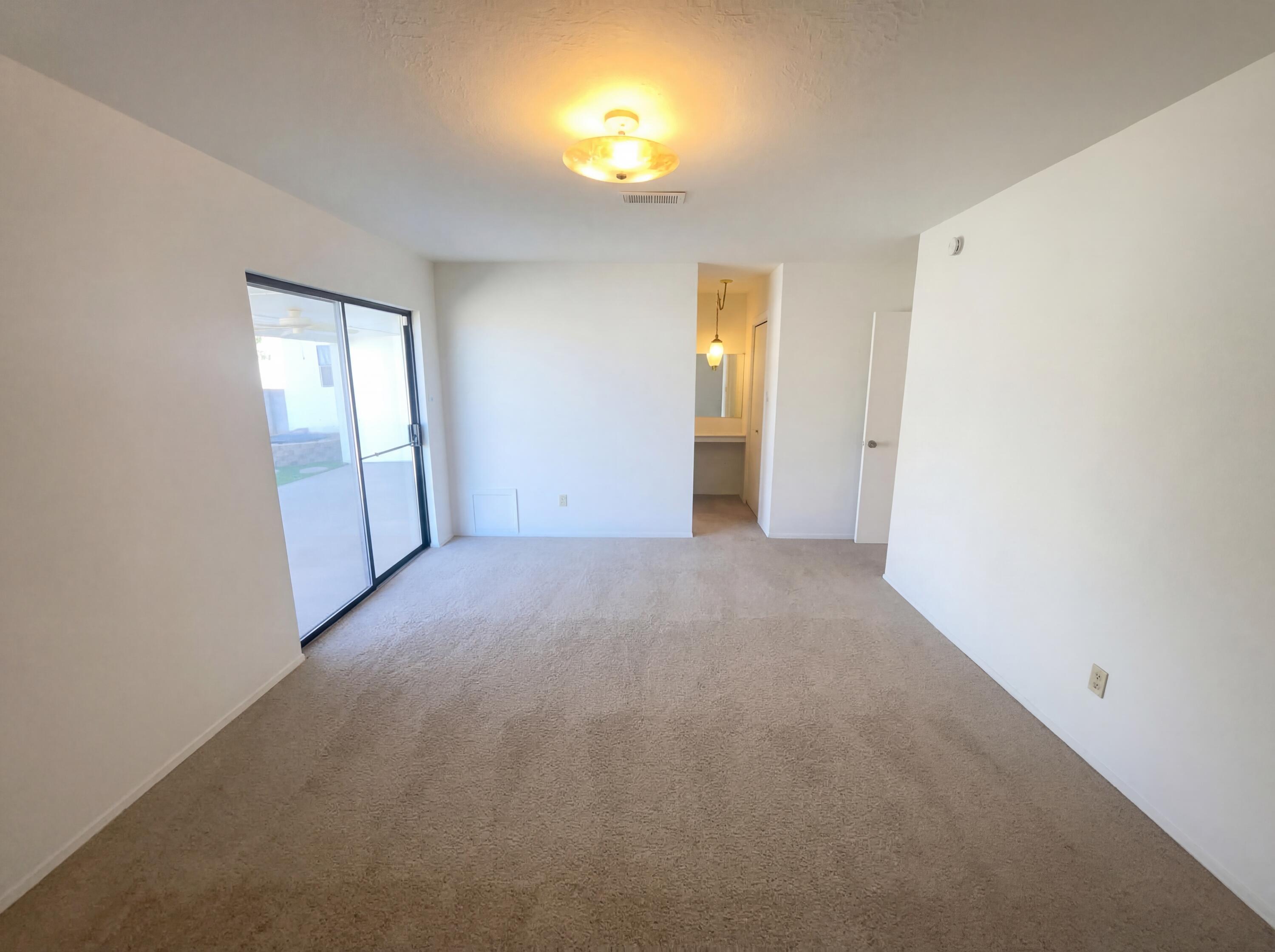 Photo 7 — 1229 Kirby Street NE