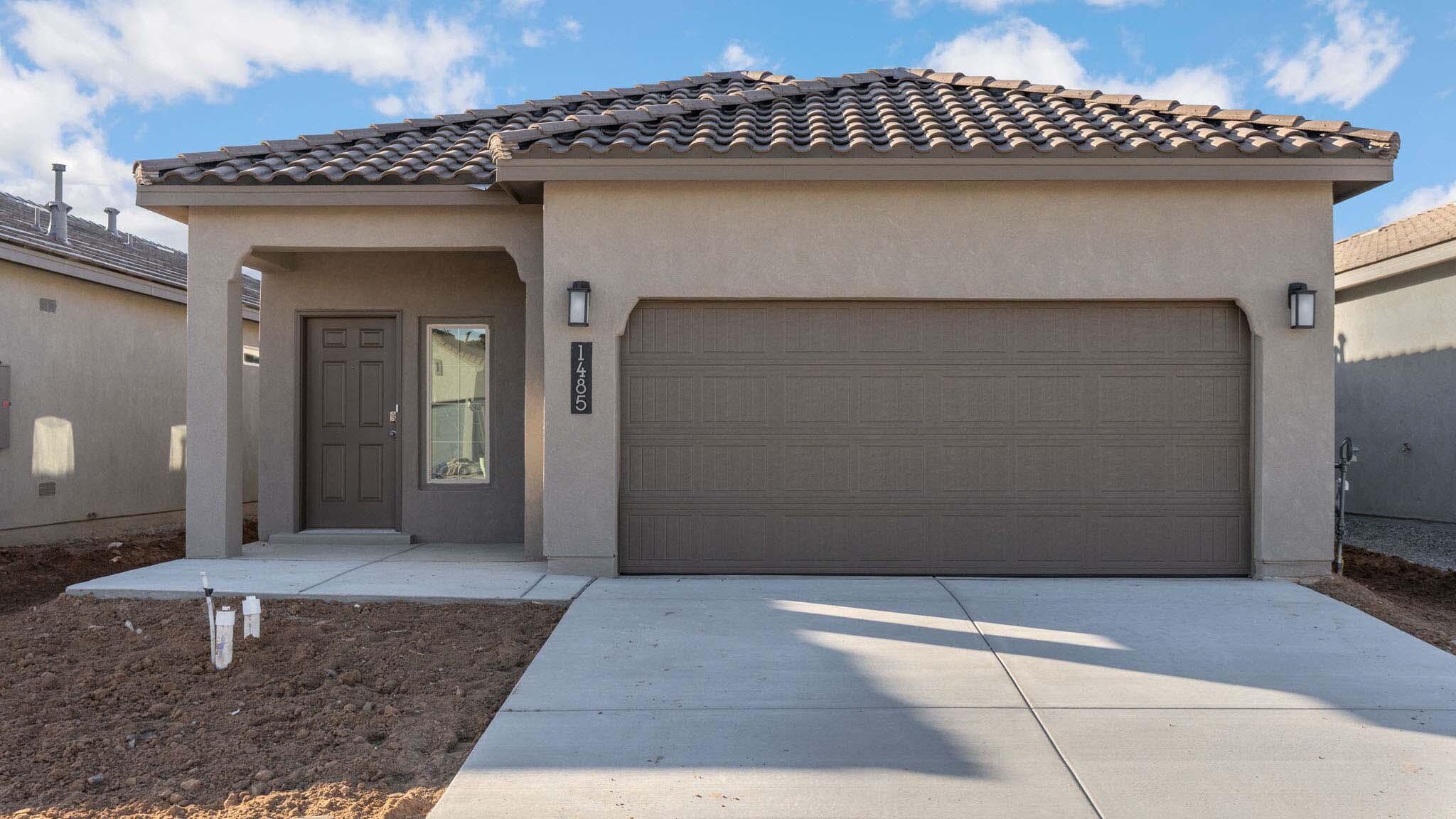 1502 Brillo Del Cielo Street NW, Los Lunas, NM 87031