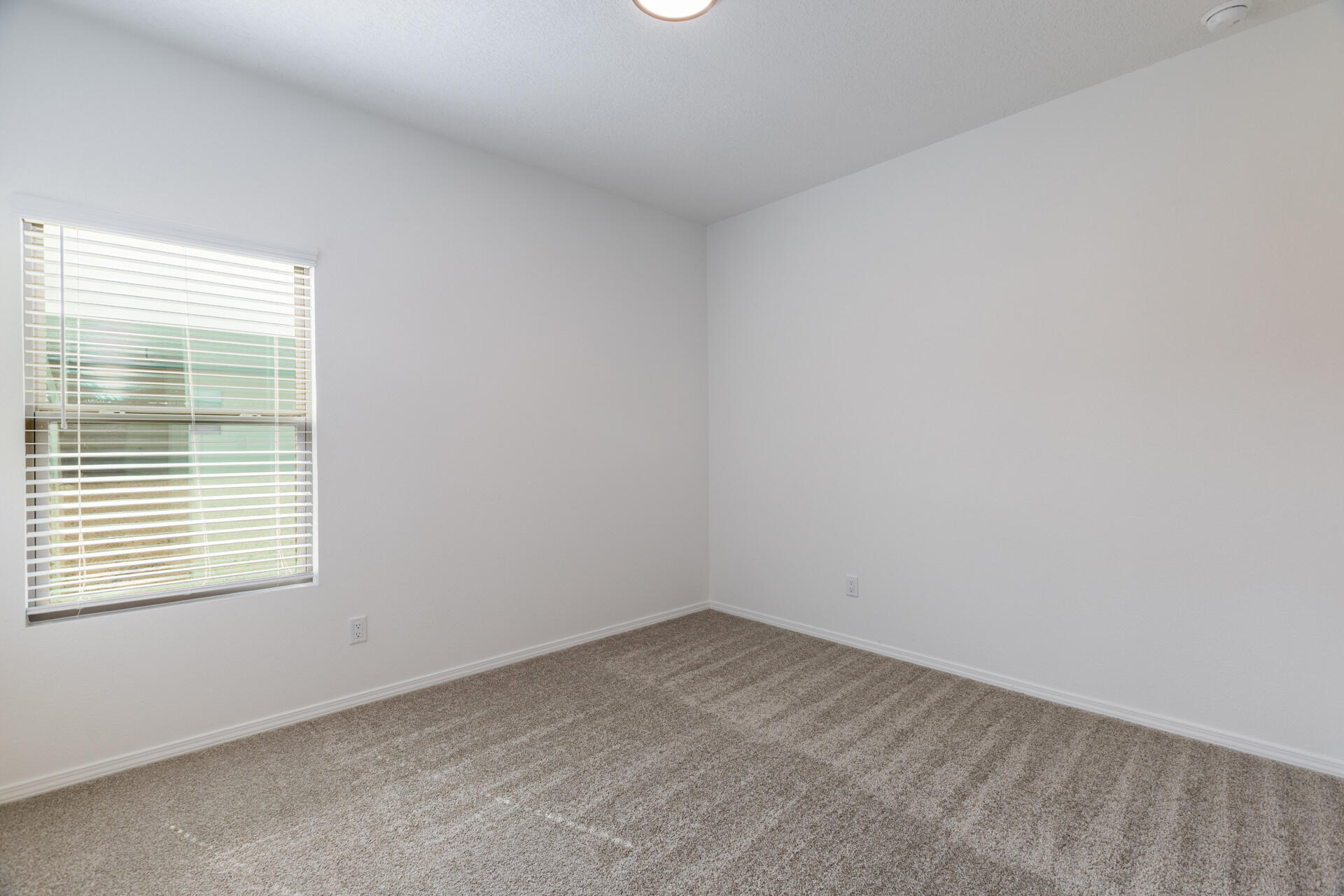Photo 11 — 4839 Manzano Peak Street SW