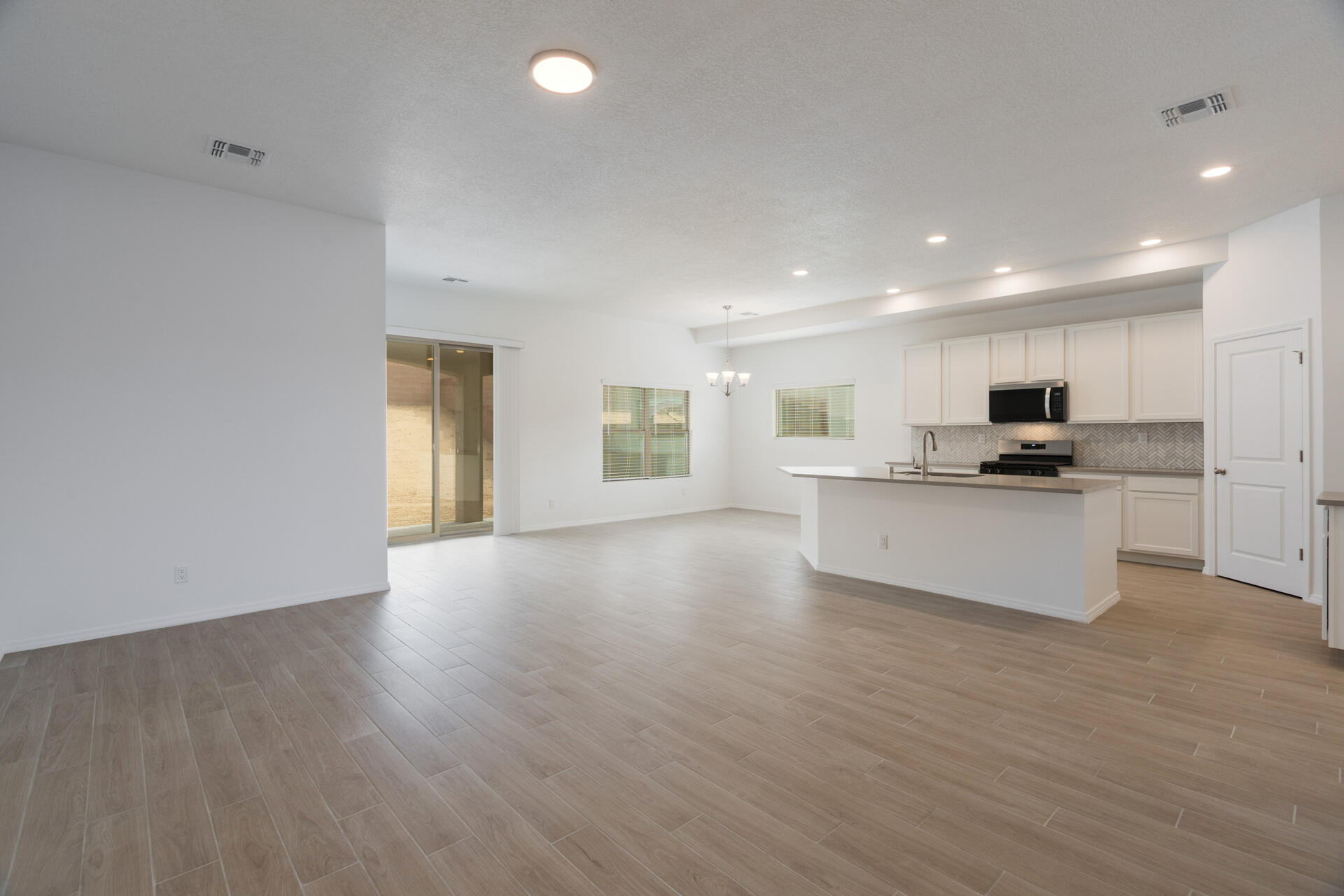 Photo 15 — 4839 Manzano Peak Street SW