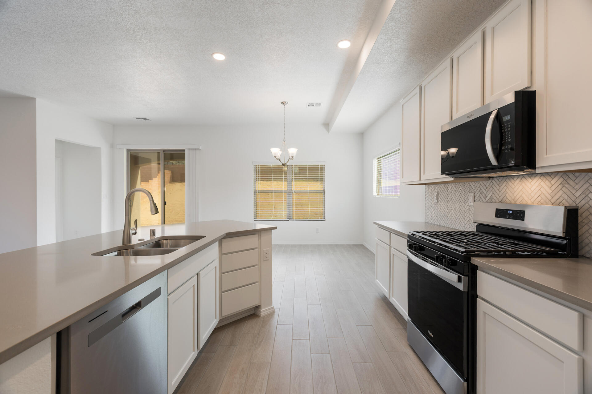 Photo 17 — 4839 Manzano Peak Street SW