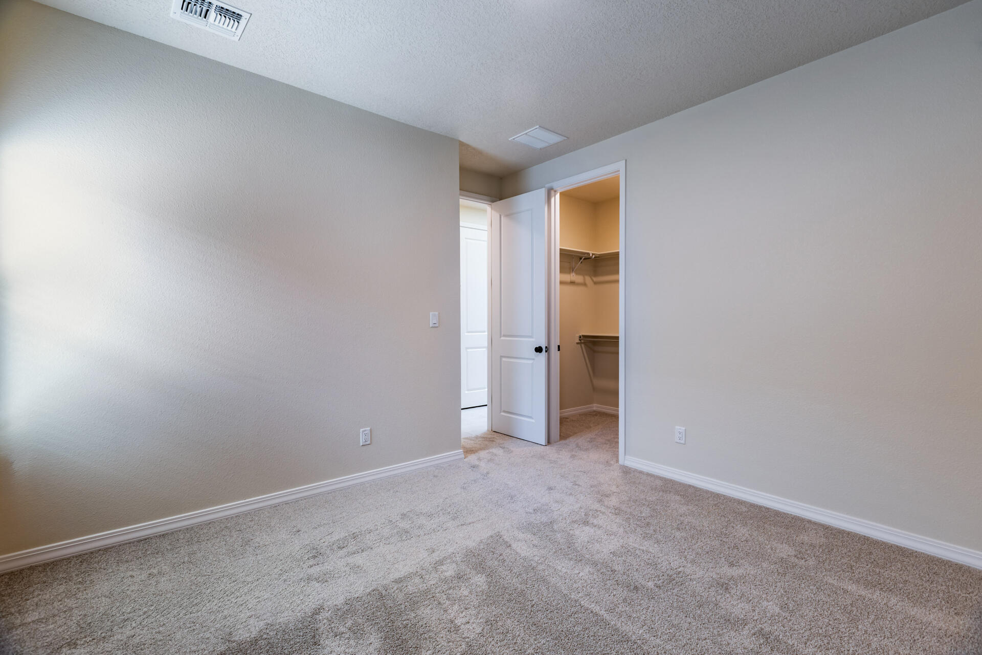 Photo 6 — 4855 Manzano Peak Street SW
