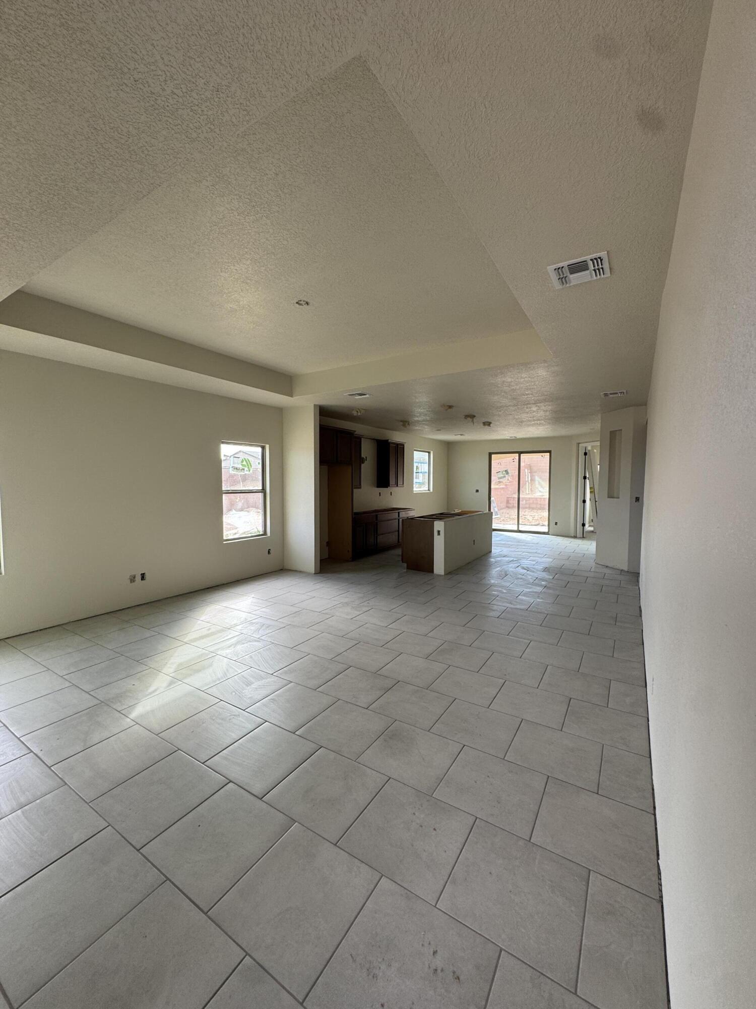 Photo 10 — 4855 Manzano Peak Street SW