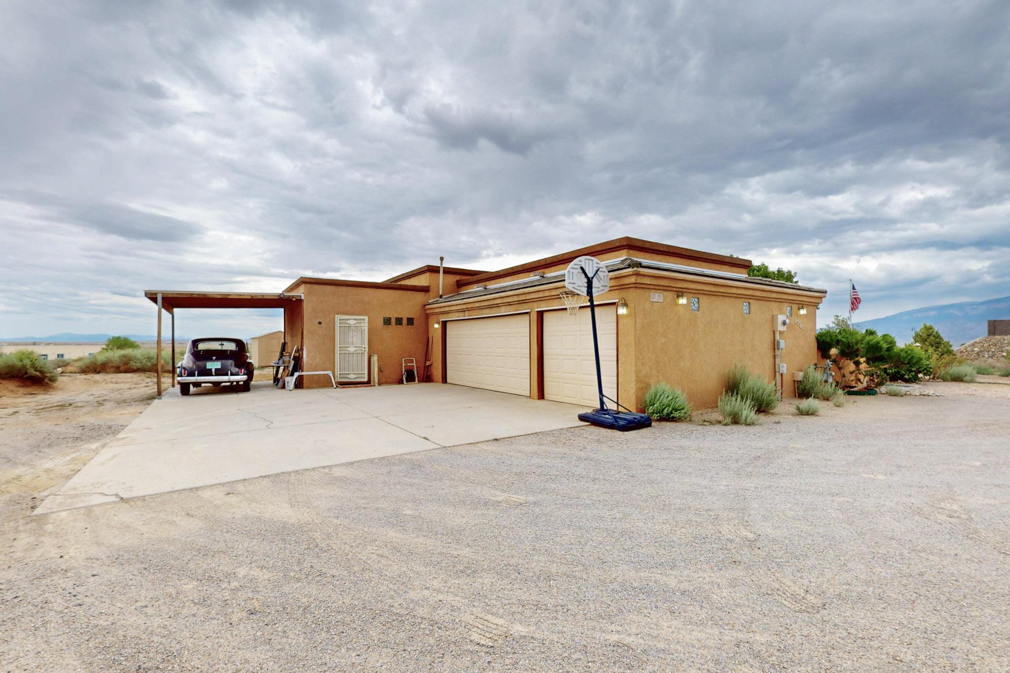 4013 Huron Drive NE