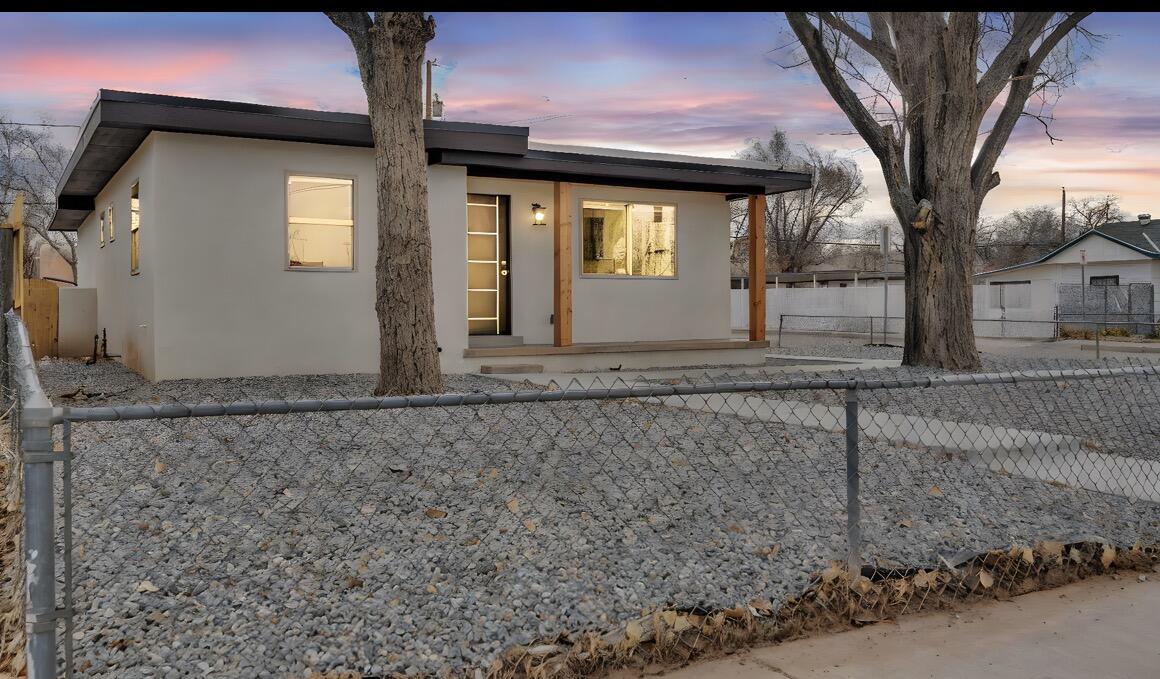 Photo 13 — 1144 Buena Vista Drive SE