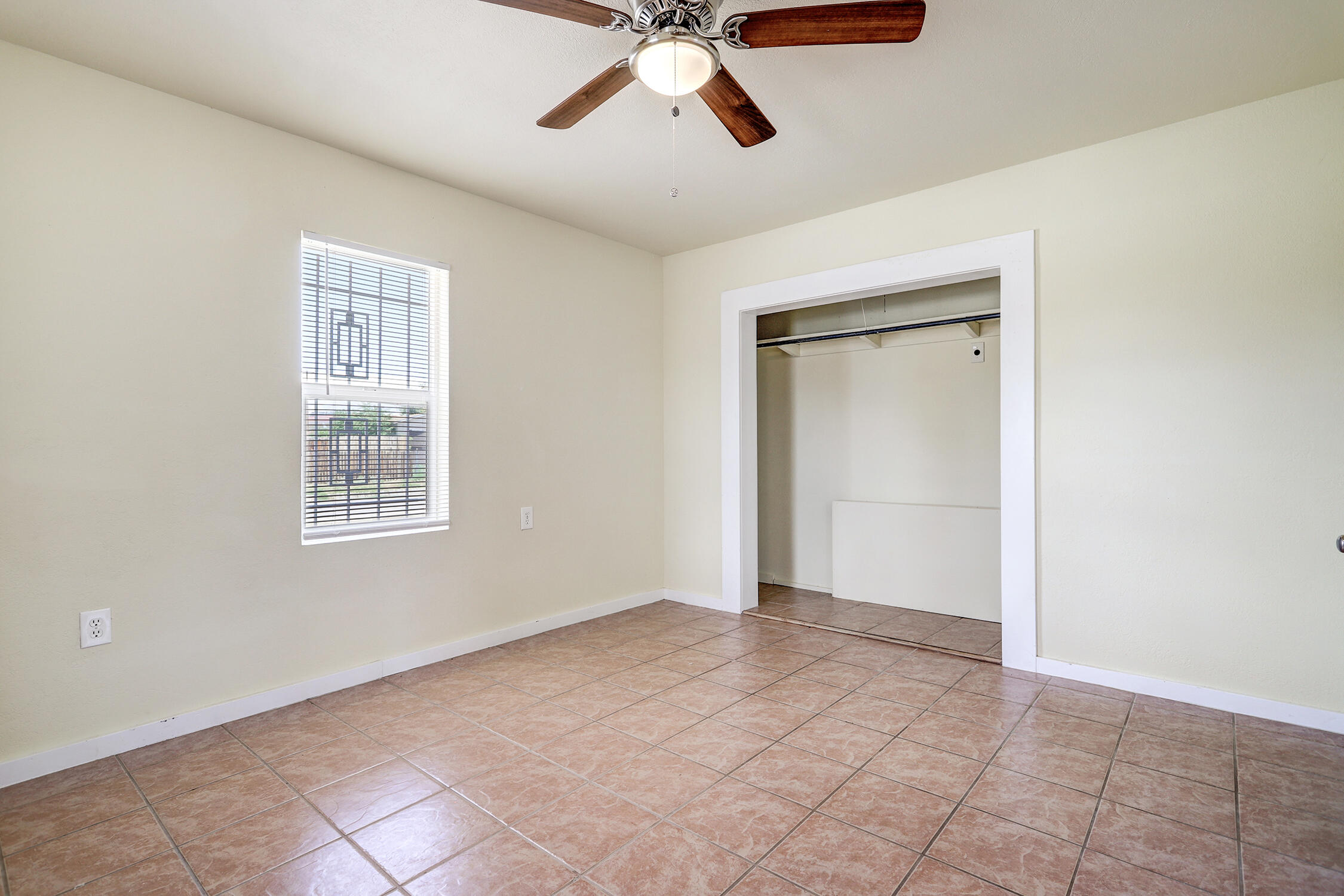 Photo 13 — 4524 5th Street NW