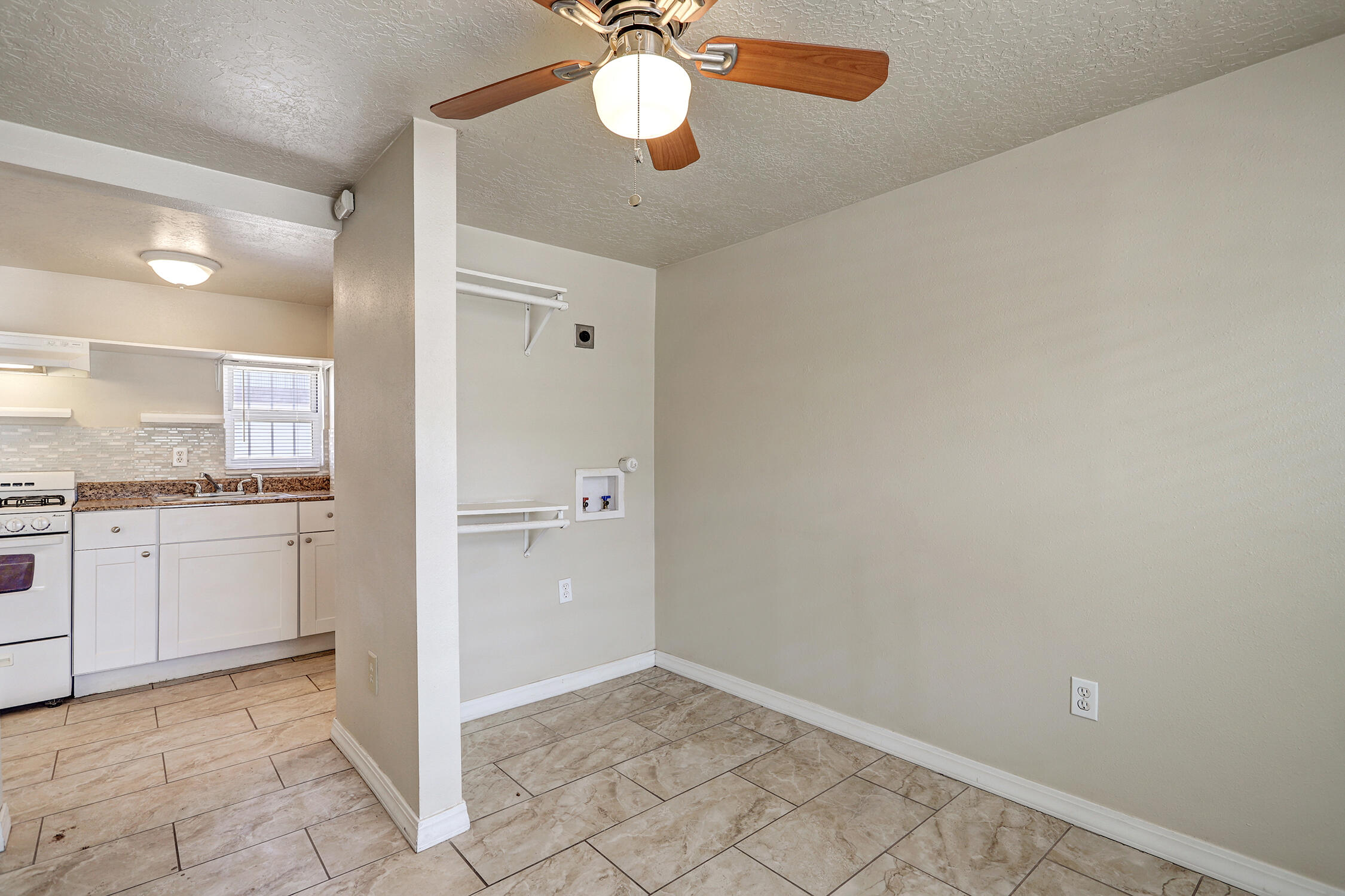 Photo 4 — 4524 5th Street NW