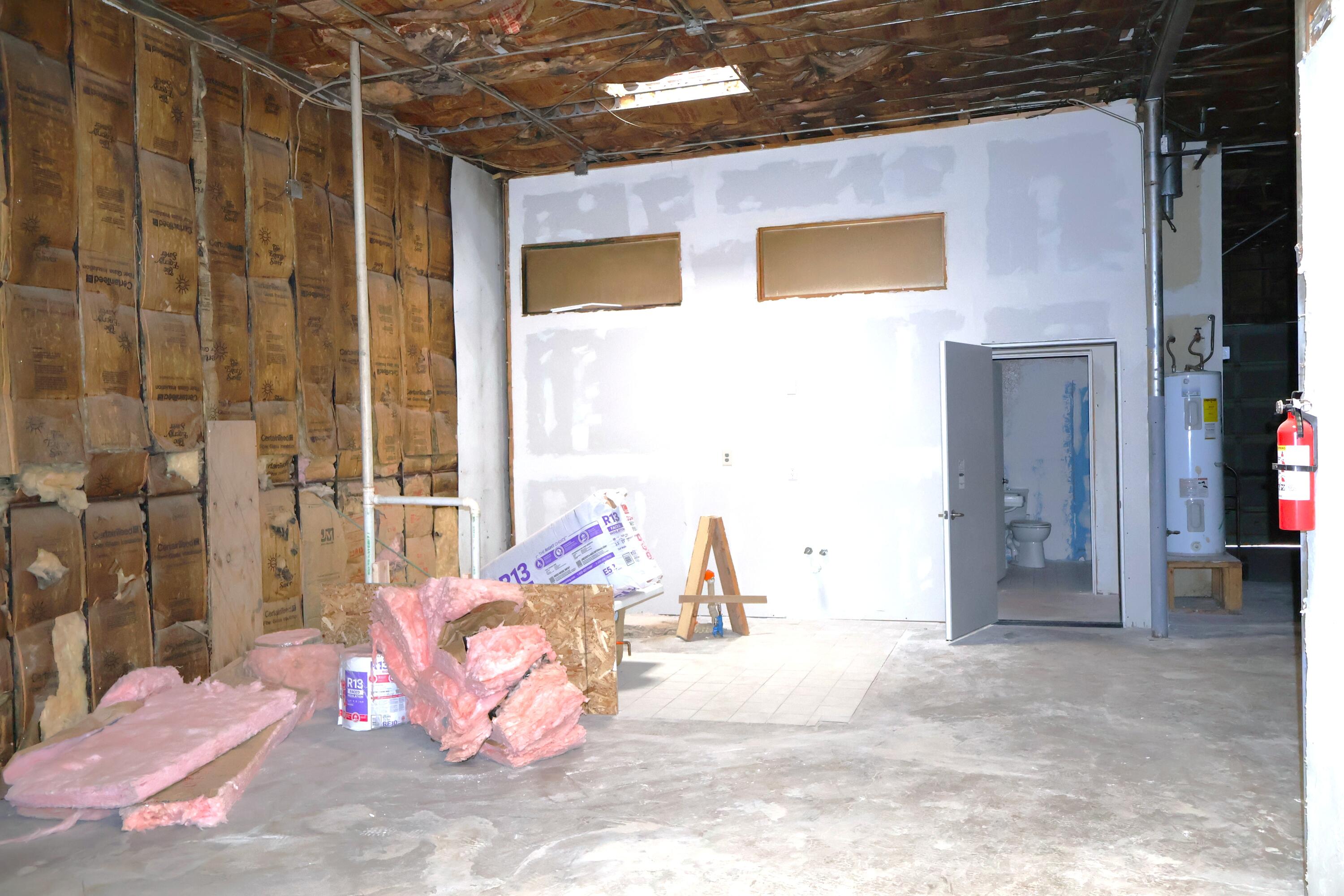 Photo 5 — 428 Chama Street SE