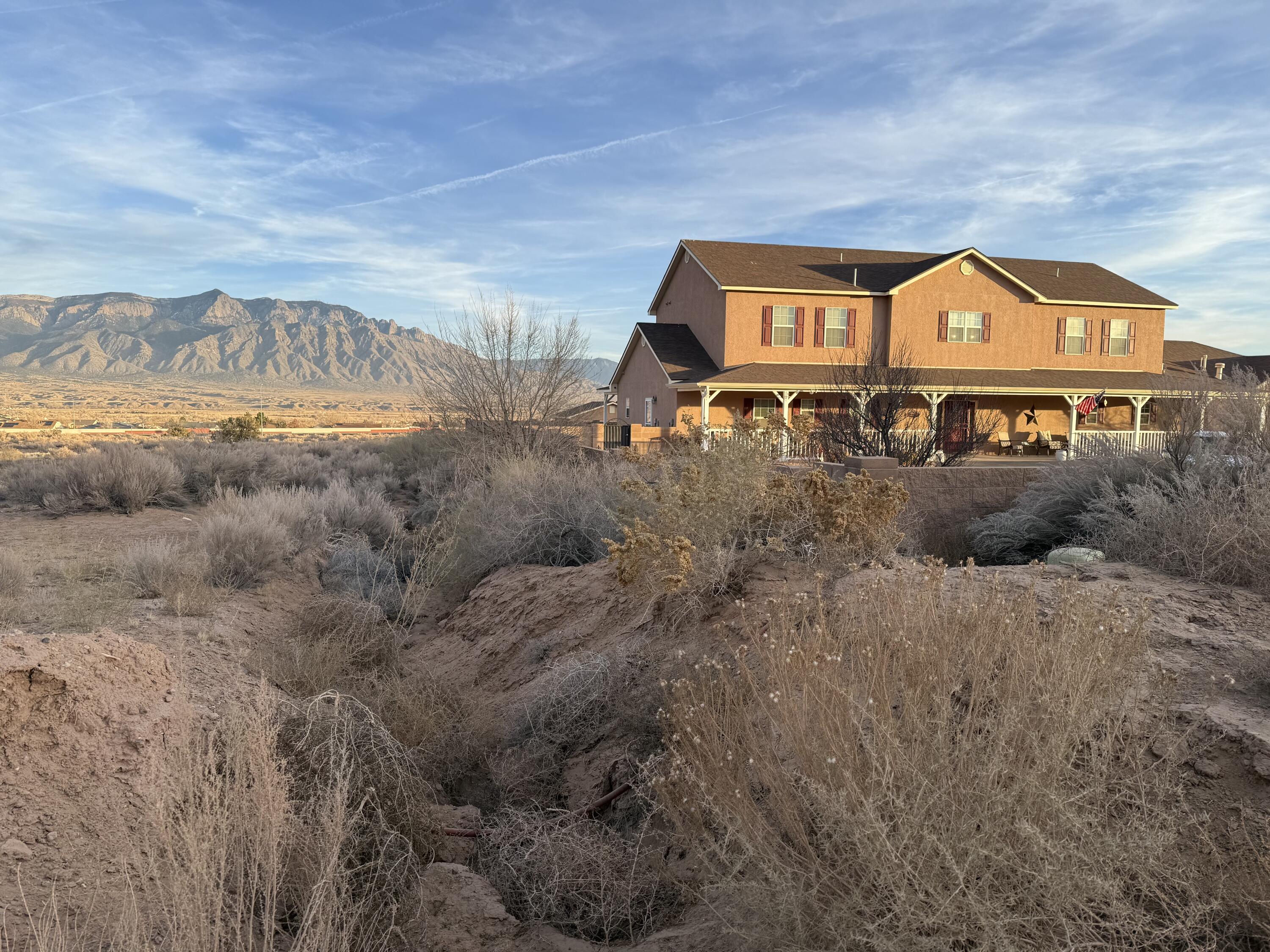 Photo 5 — 2628 Nogales Road NE