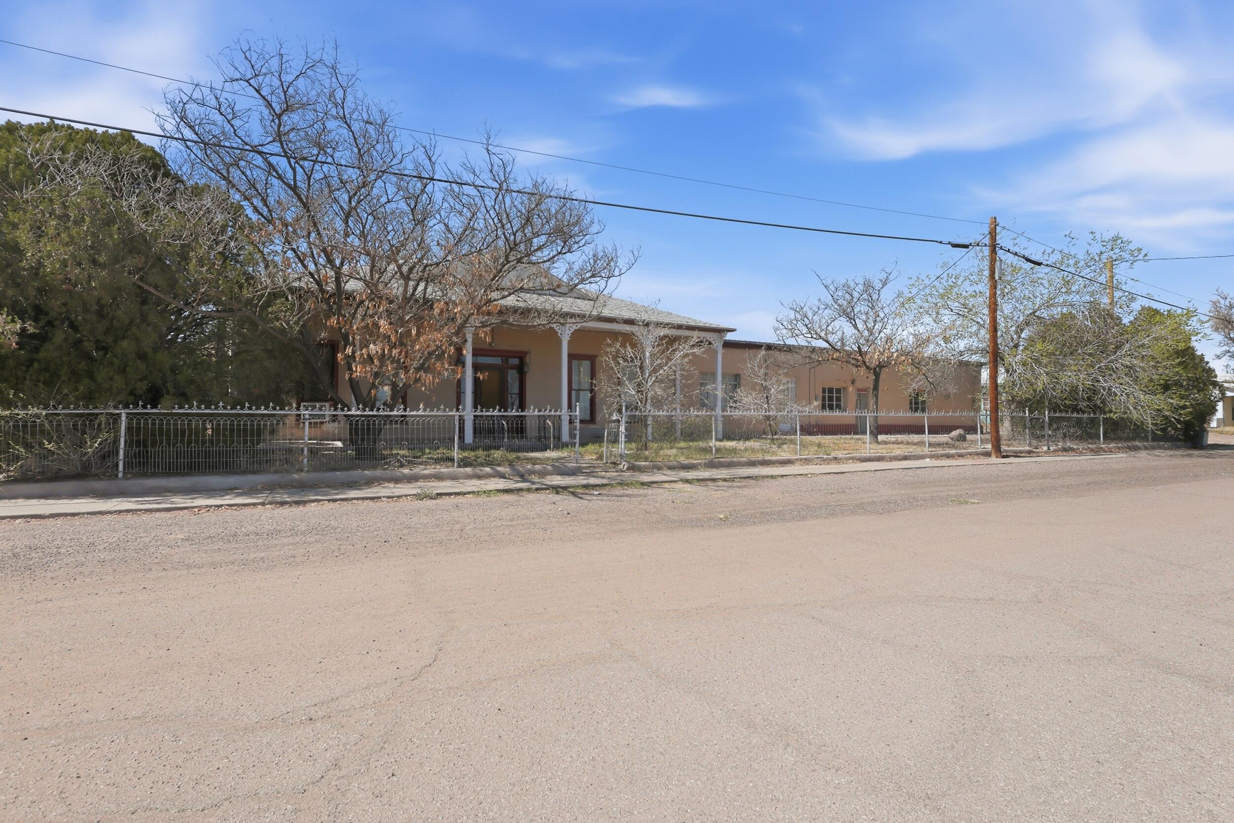 Photo 7 — 303 Eaton Avenue
