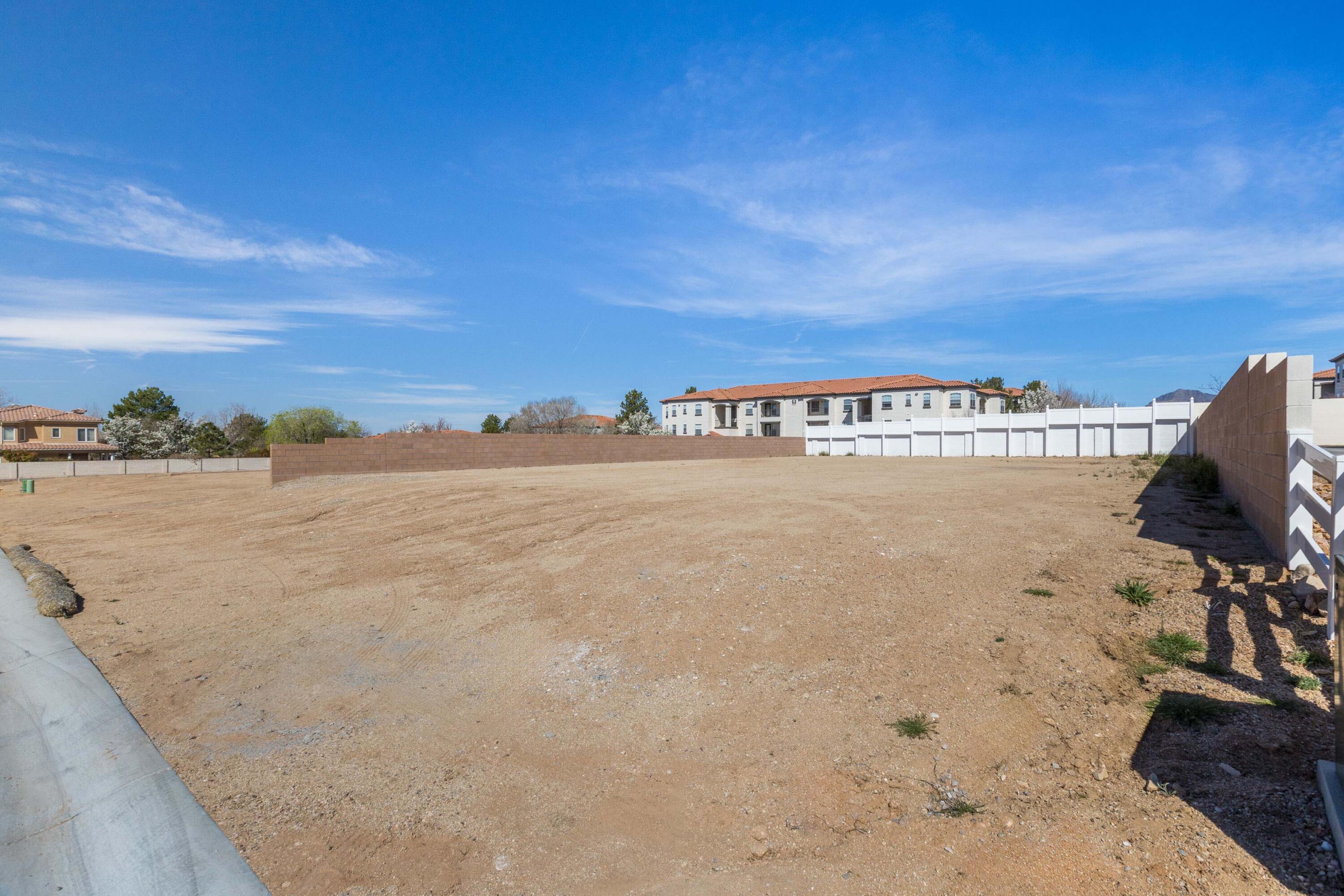 Photo 2 — 12509 Bevan Way NE